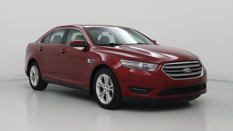 2015 Ford Taurus SEL Hero Image