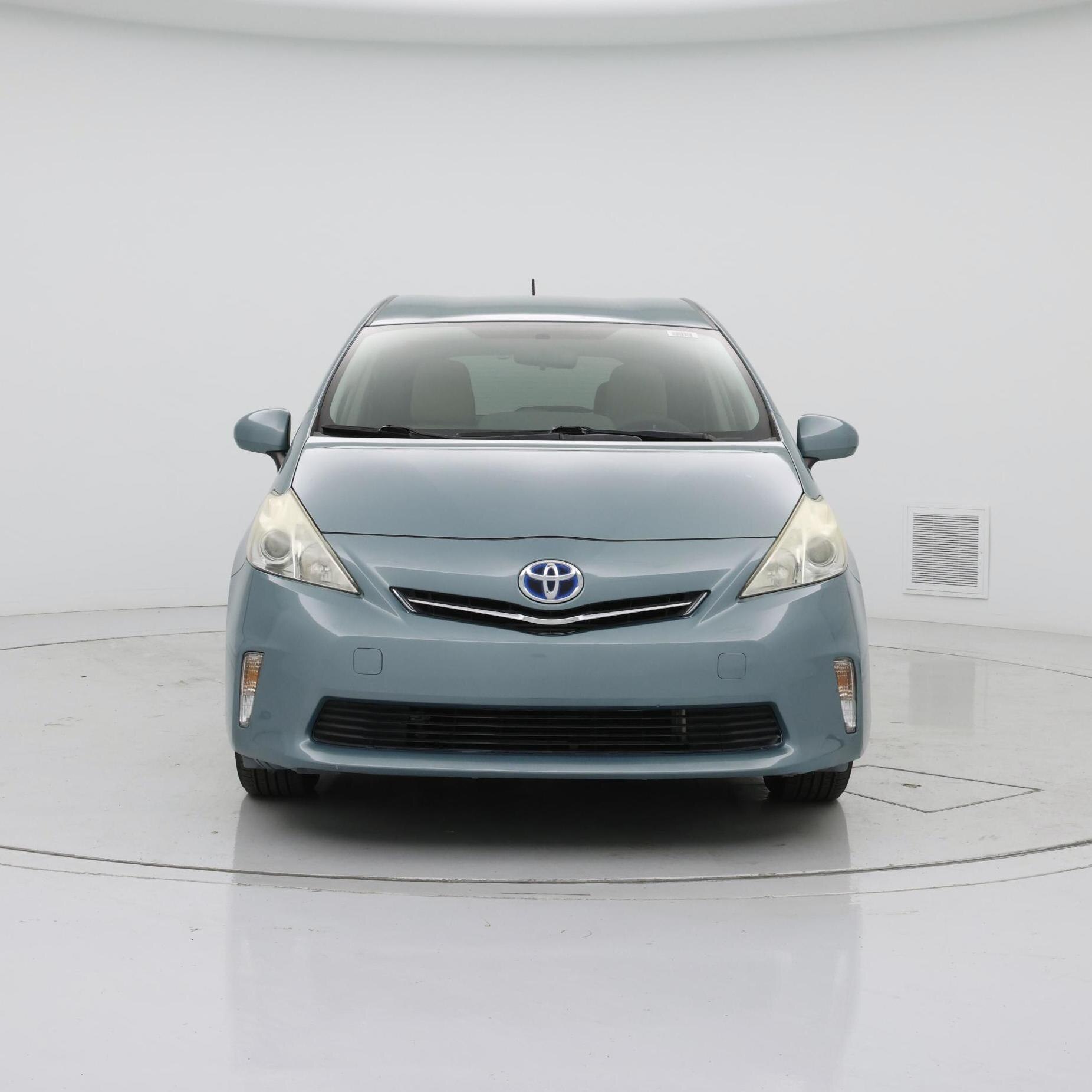 Thumbnail: 2014 Toyota Prius v - 5