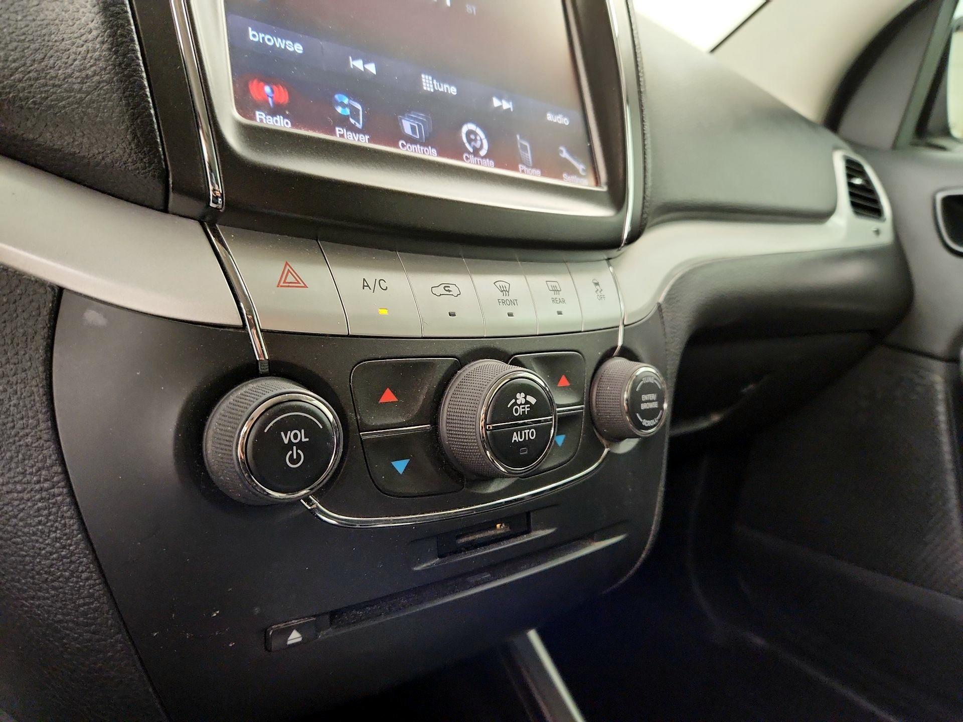 Thumbnail: 2015 Dodge Journey - 15