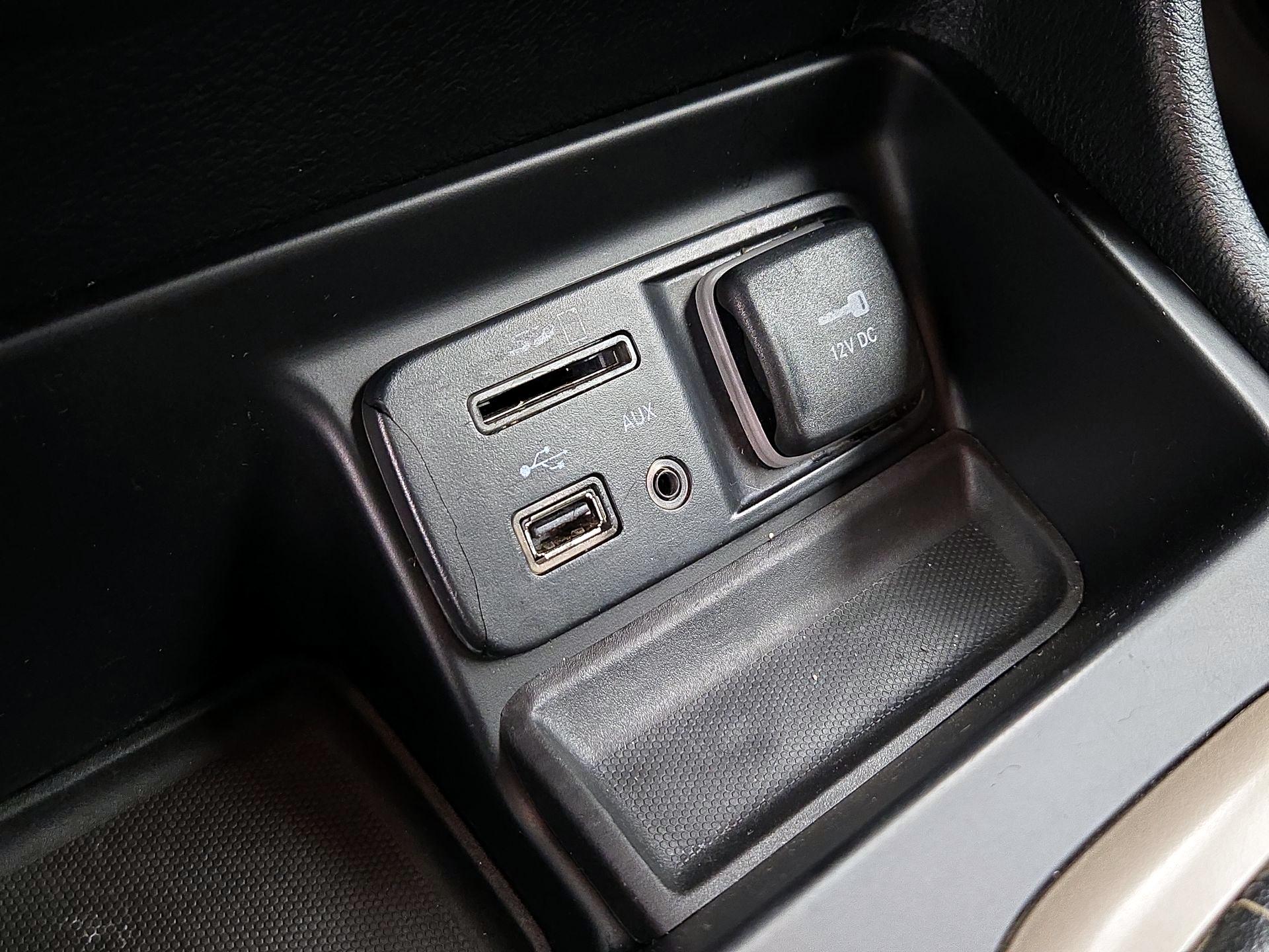Thumbnail: 2016 Jeep Cherokee - 18