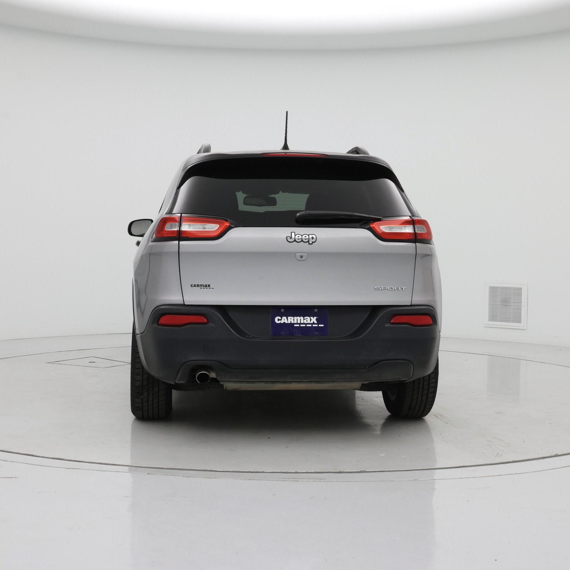 Thumbnail: 2016 Jeep Cherokee - 6
