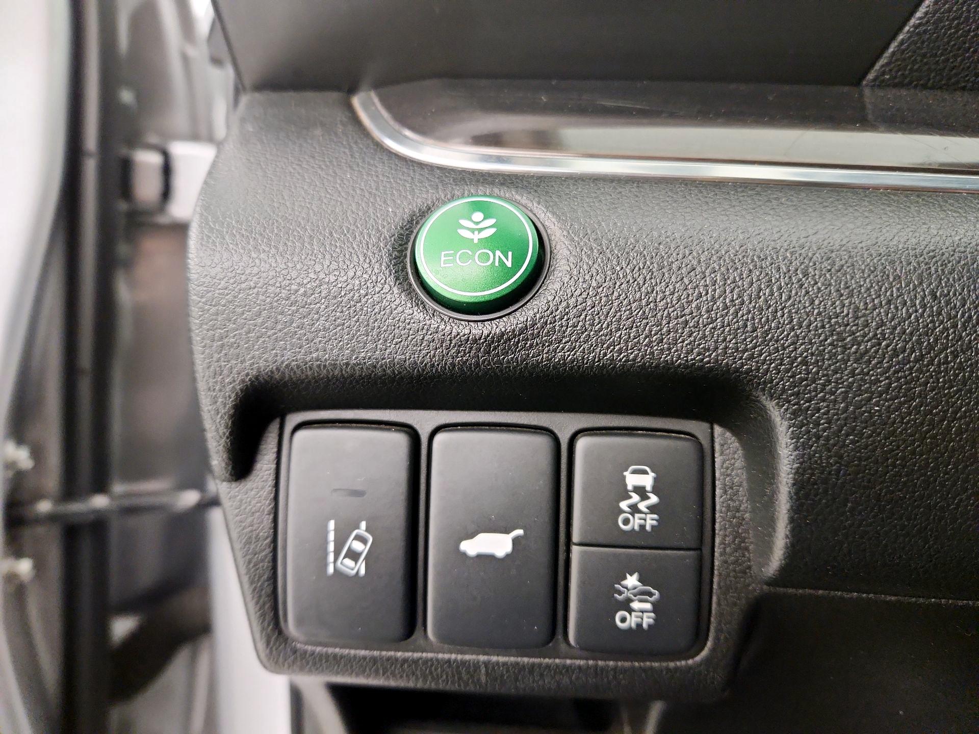 Thumbnail: 2015 Honda CR-V - 13