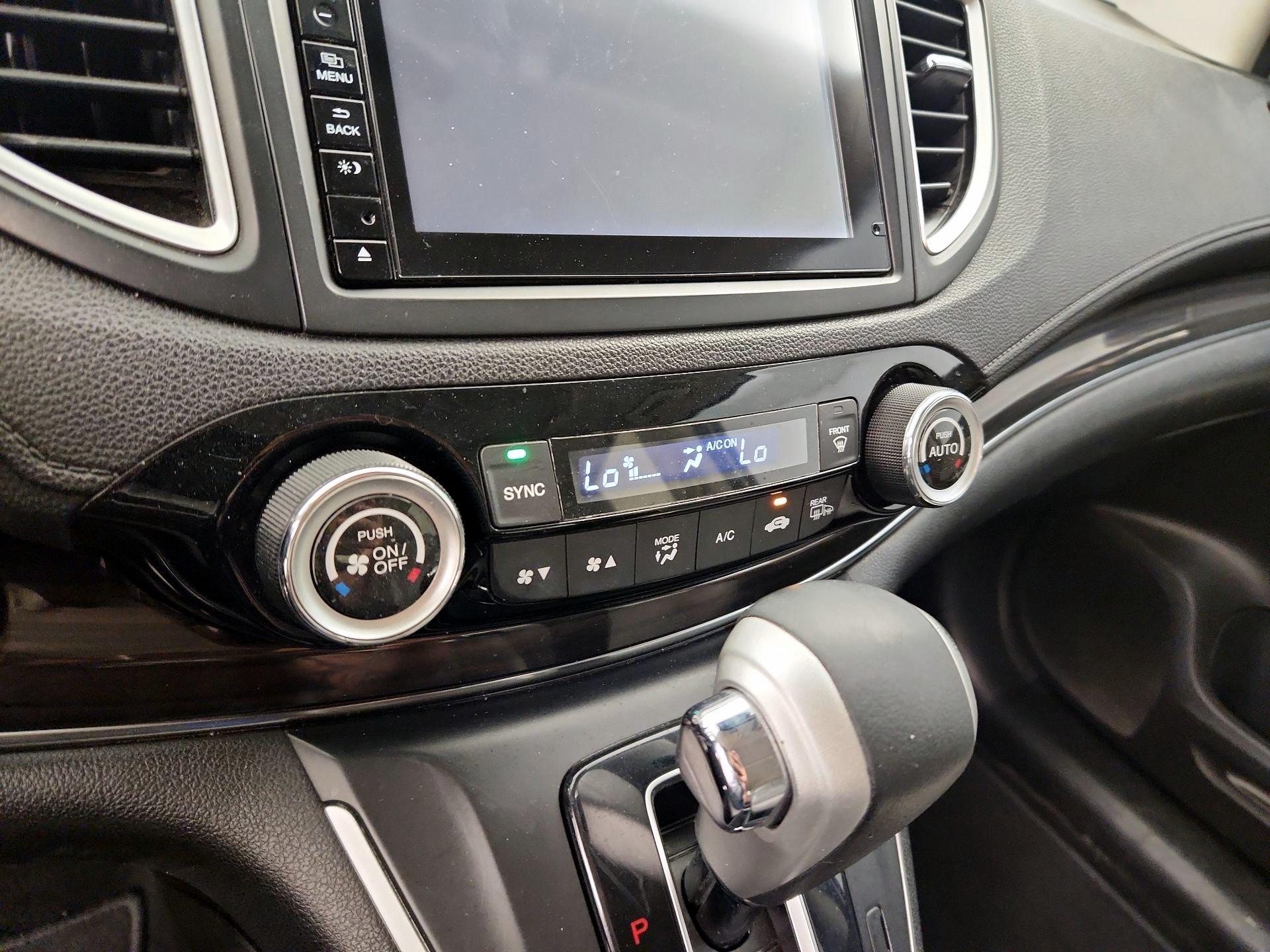 Thumbnail: 2015 Honda CR-V - 16