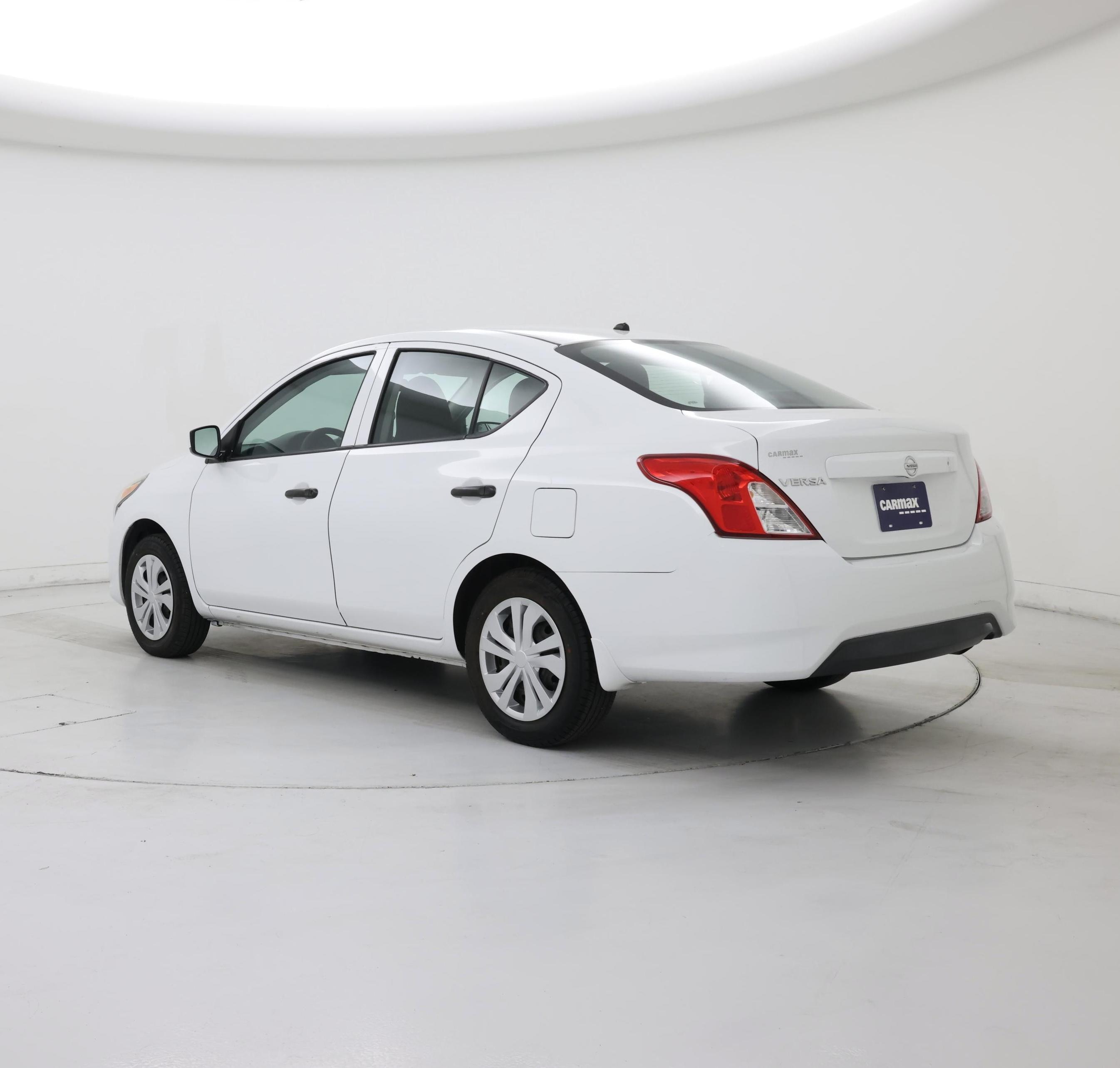 Thumbnail: 2017 Nissan Versa - 2