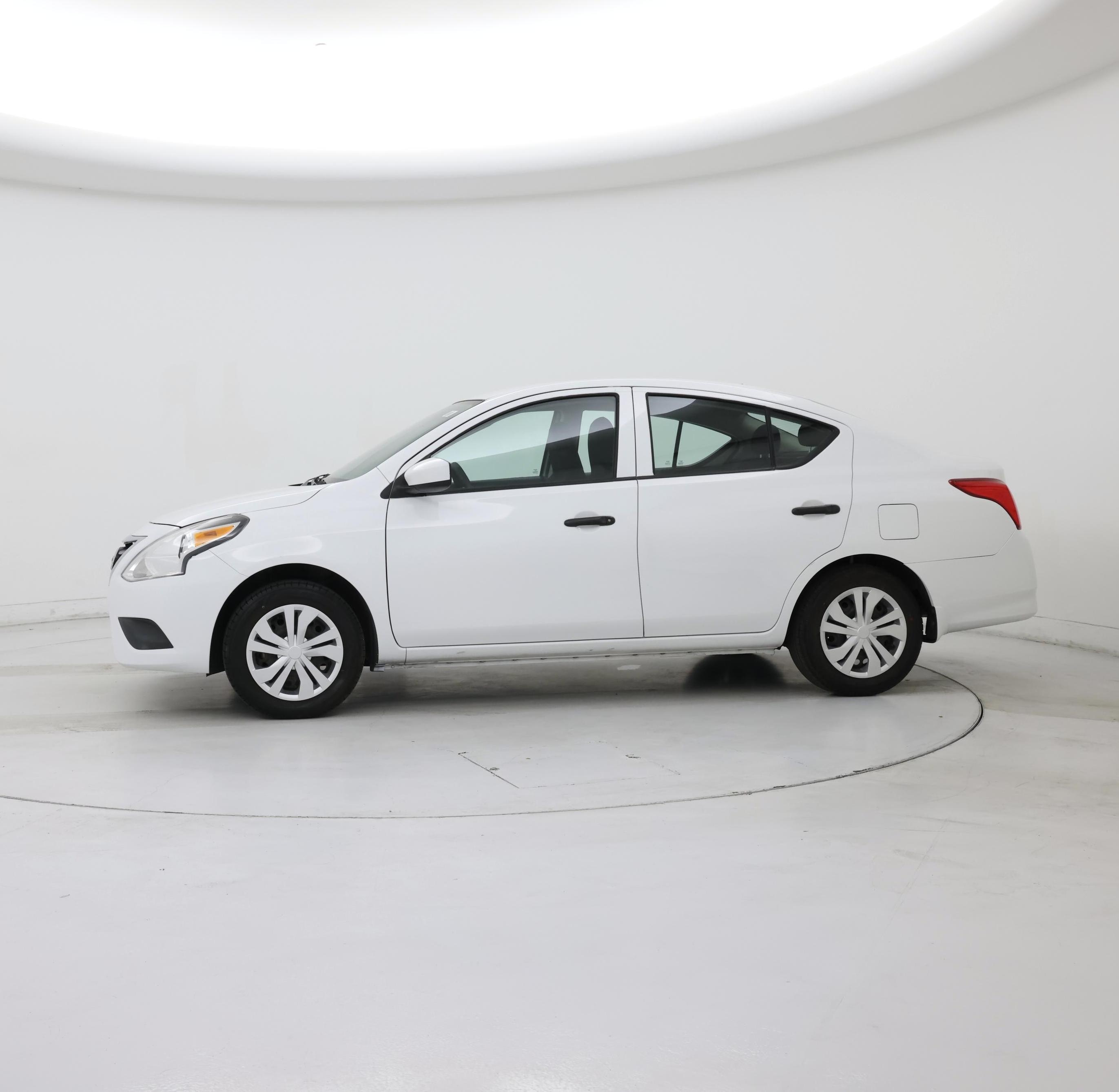Thumbnail: 2017 Nissan Versa - 3