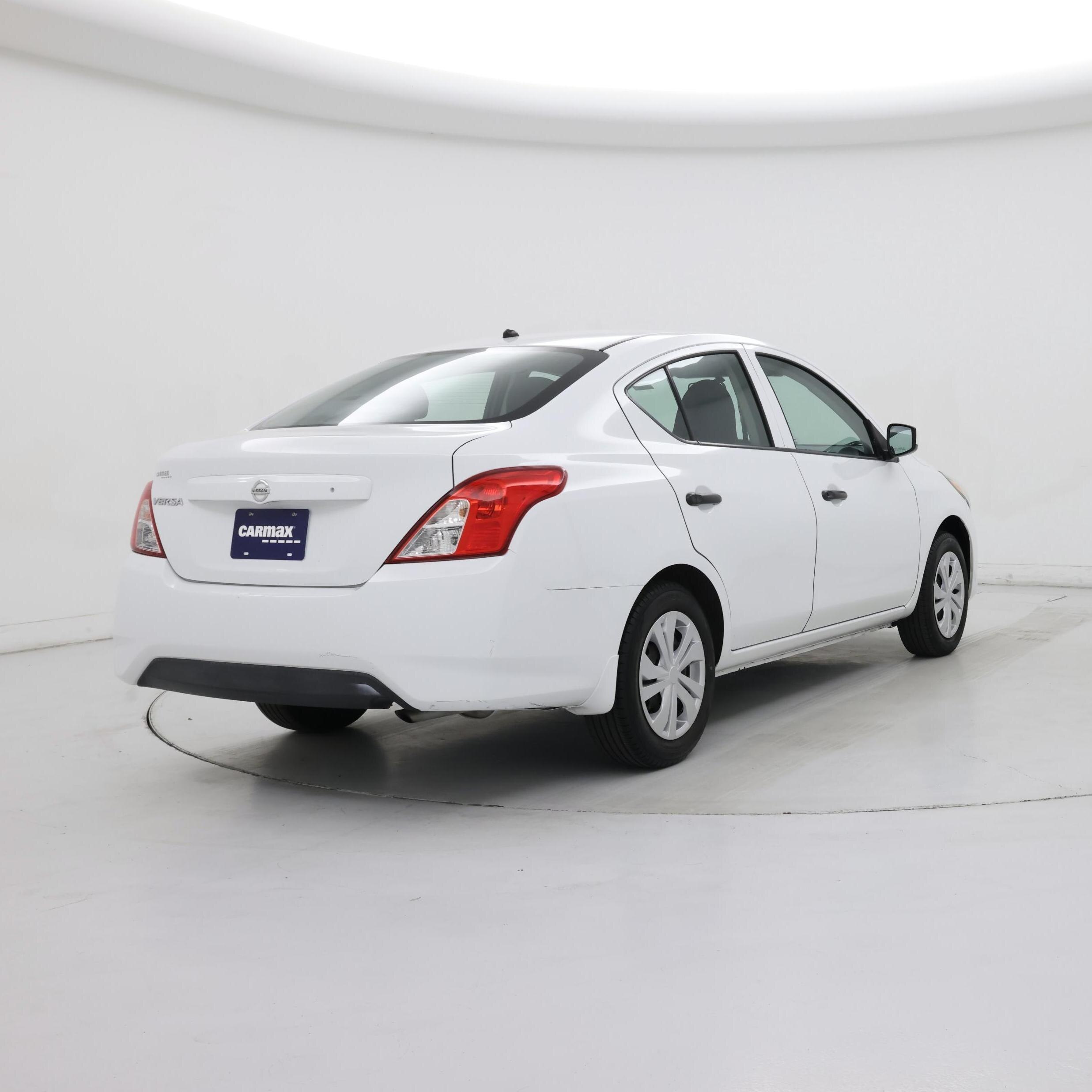 Thumbnail: 2017 Nissan Versa - 8