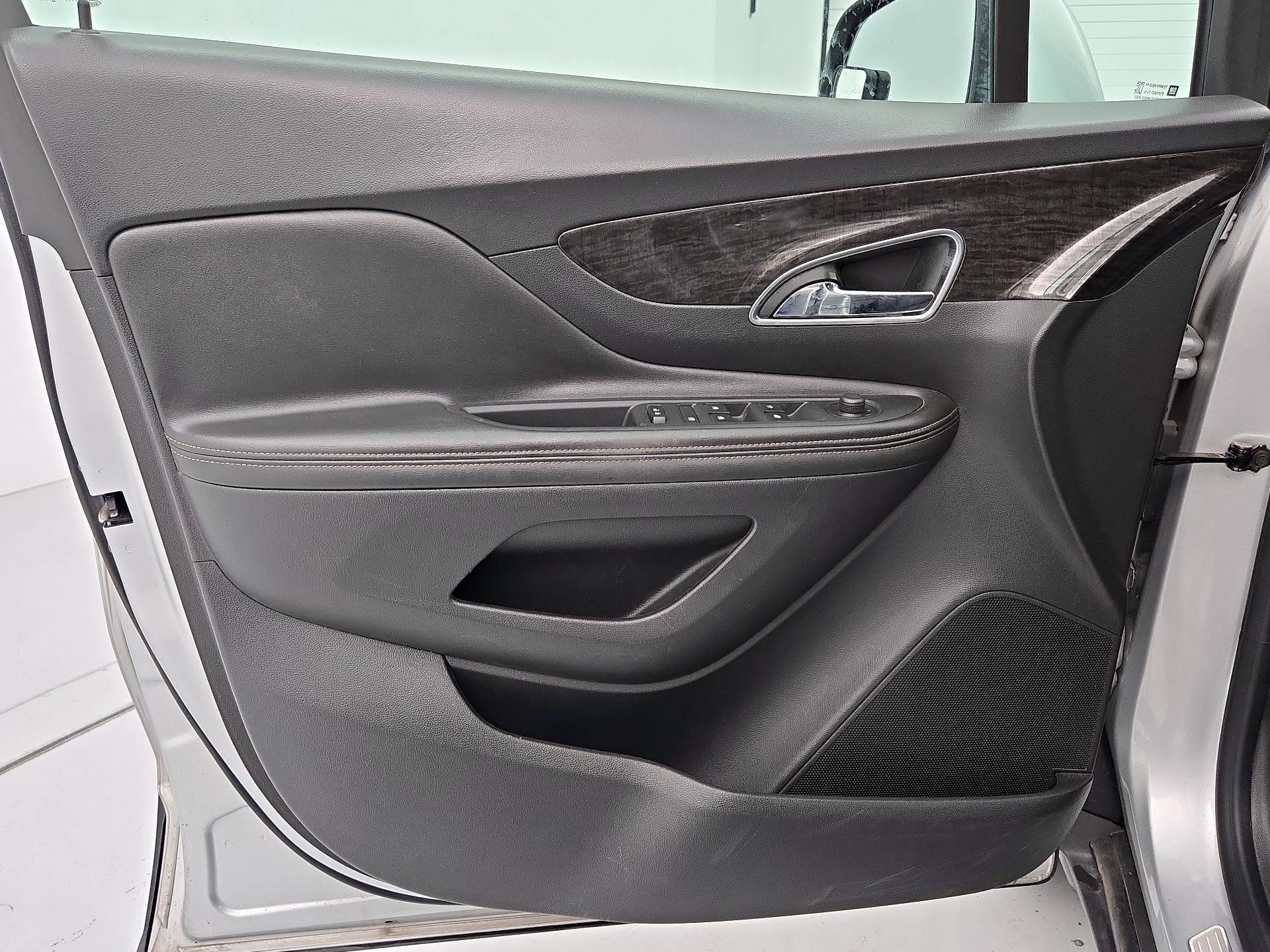 Thumbnail: 2015 Buick Encore - 12