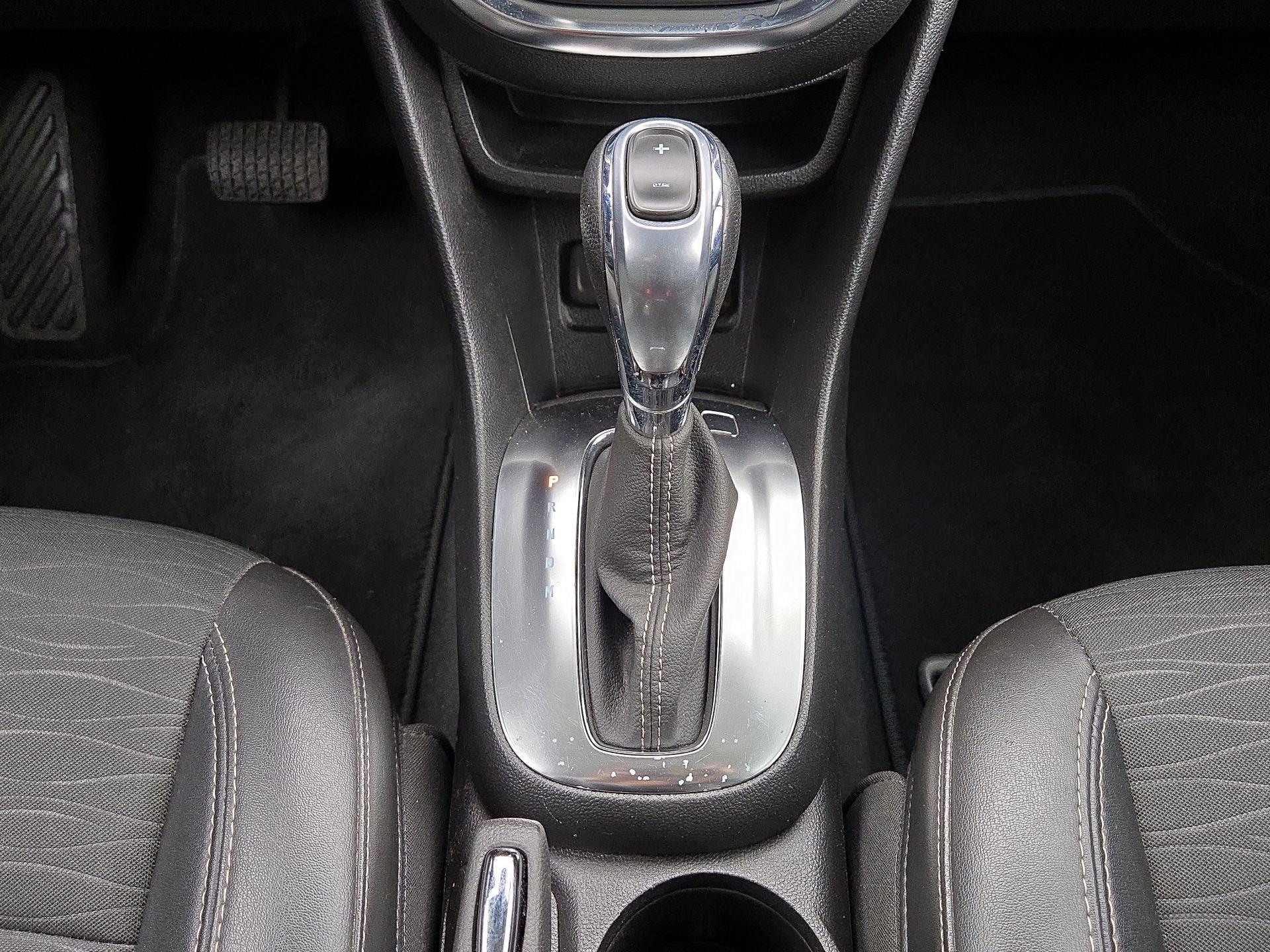 Thumbnail: 2015 Buick Encore - 17