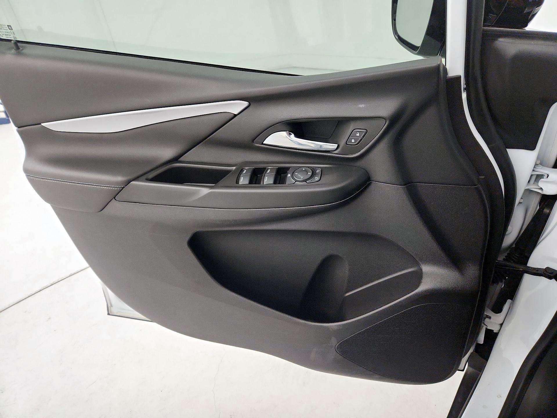 Thumbnail: 2023 Chevrolet Bolt EV - 12