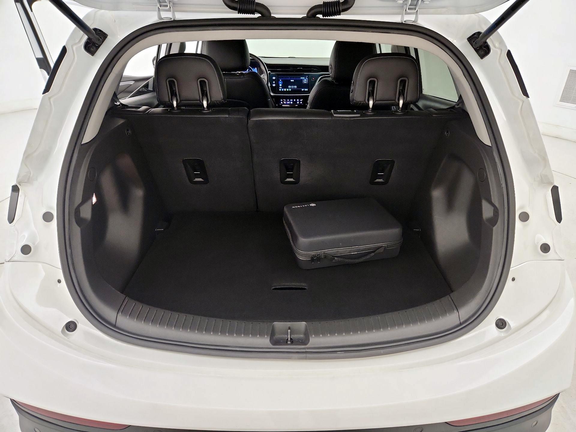 Thumbnail: 2023 Chevrolet Bolt EV - 18