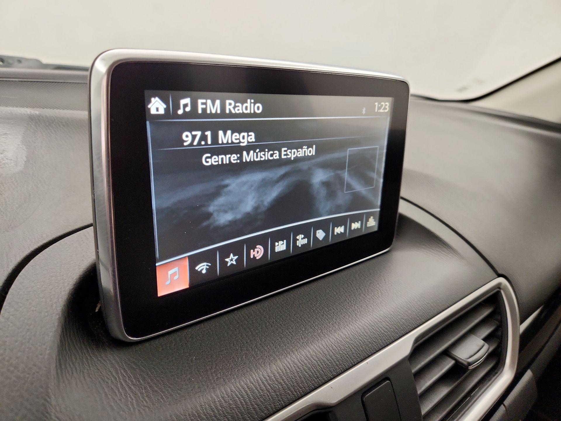 Thumbnail: 2015 Mazda Mazda3 - 14
