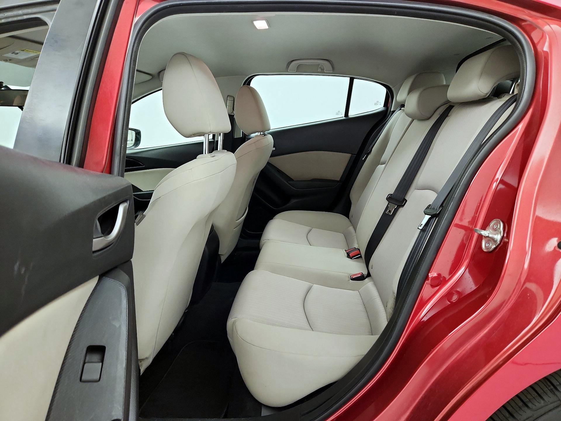 Thumbnail: 2015 Mazda Mazda3 - 18