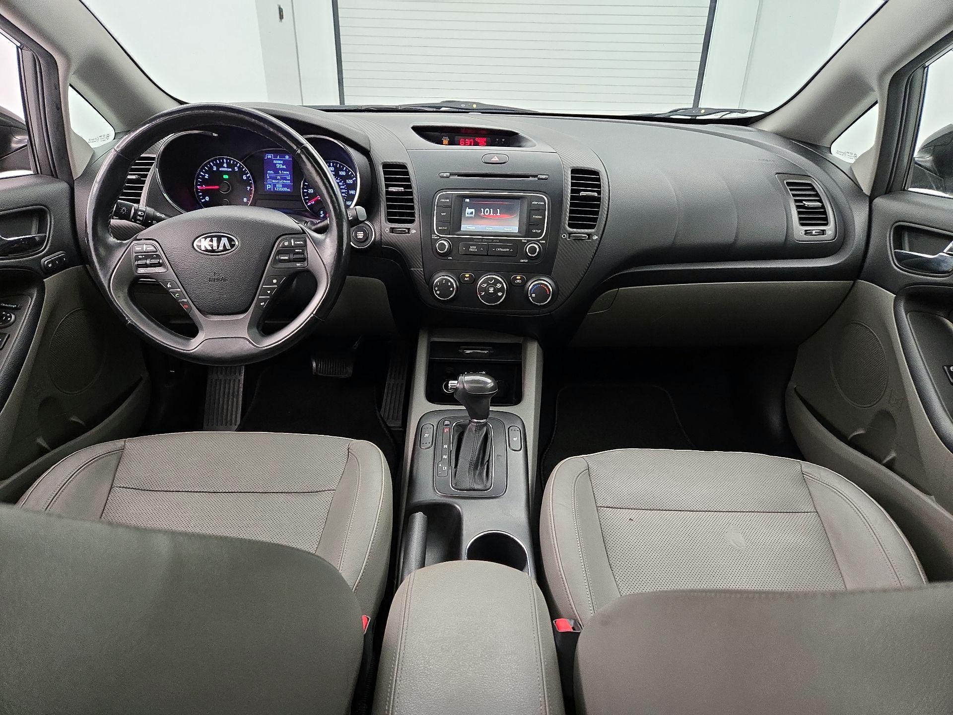 Thumbnail: 2014 Kia Forte - 9