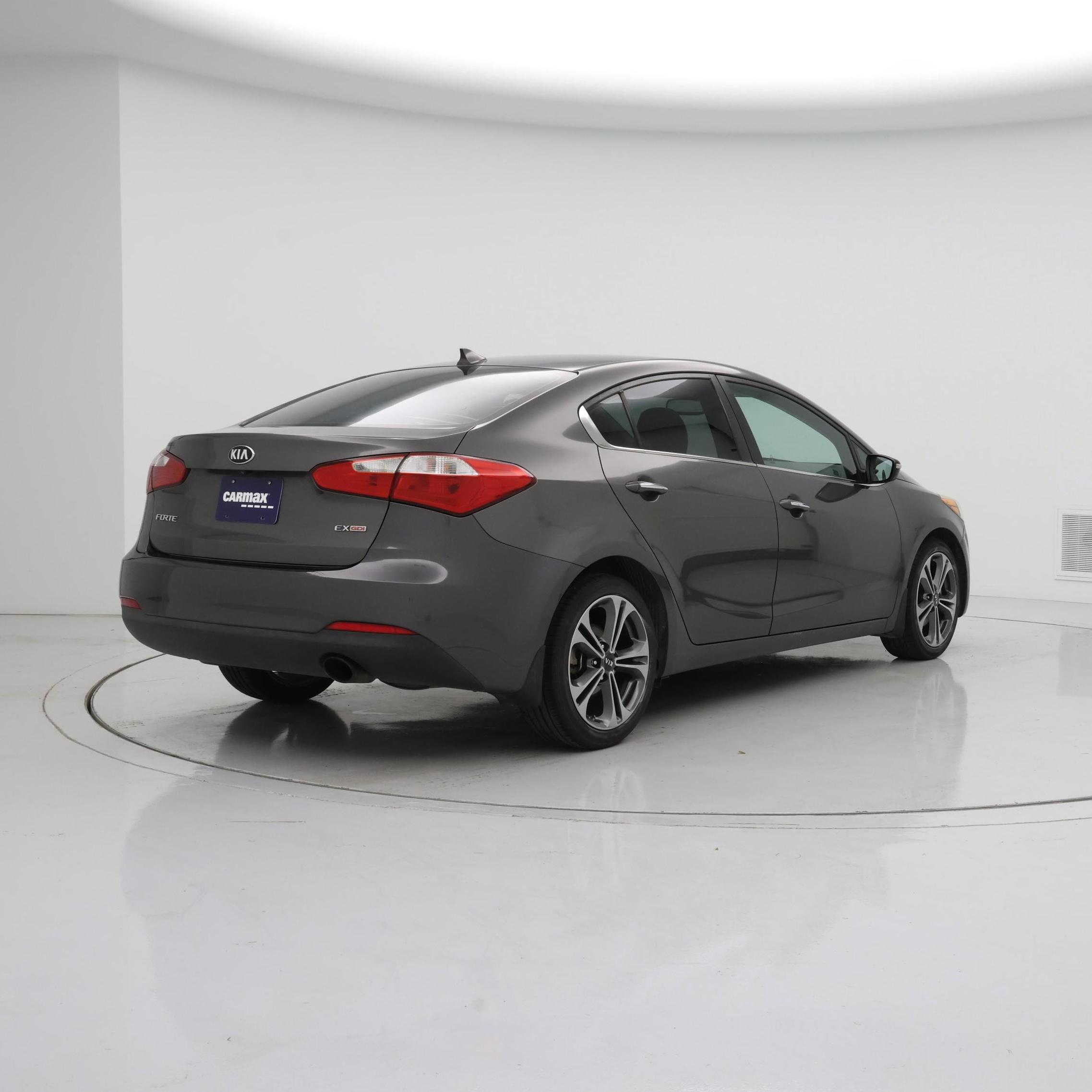 Thumbnail: 2014 Kia Forte - 8