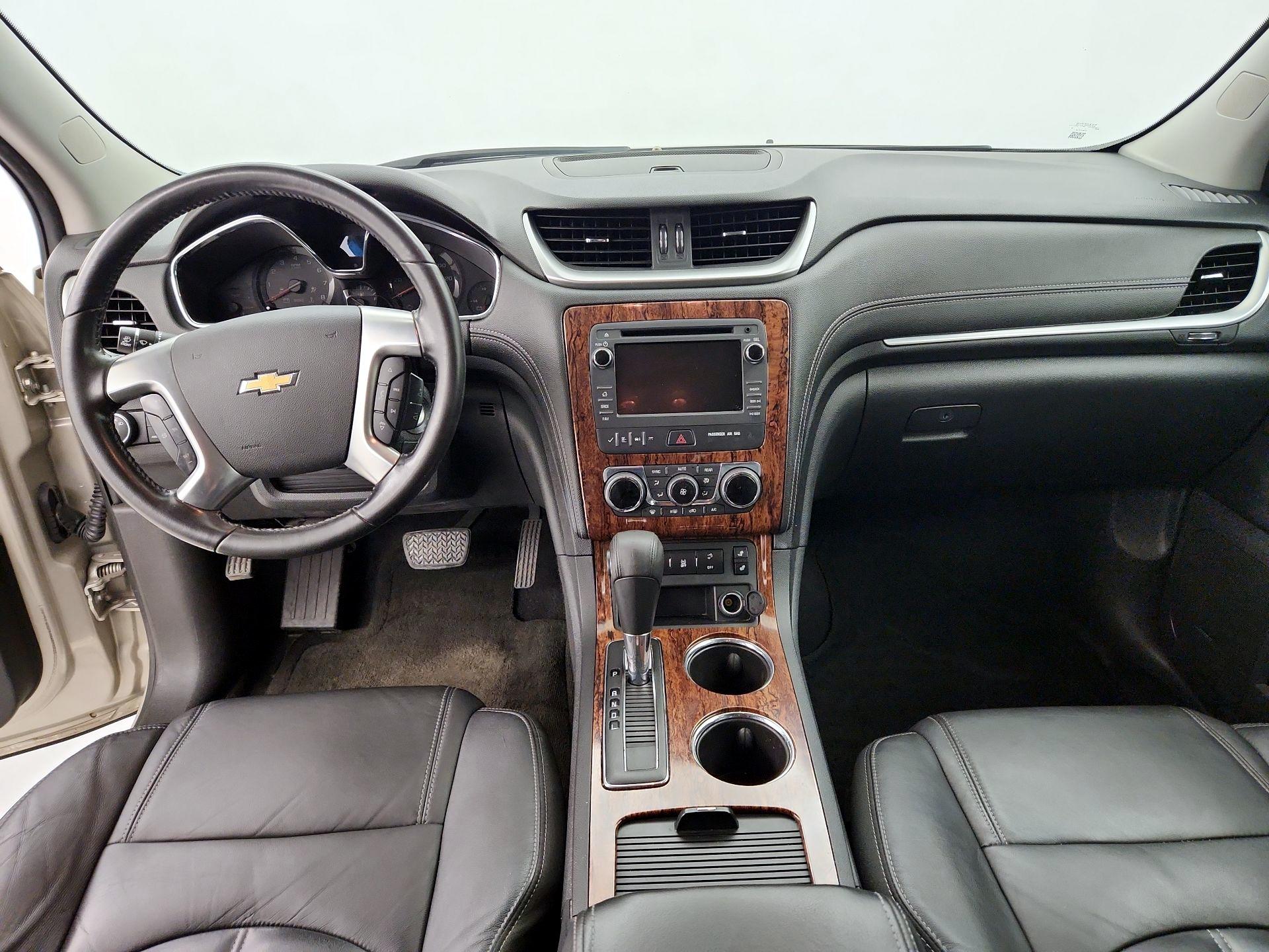 Thumbnail: 2014 Chevrolet Traverse - 9