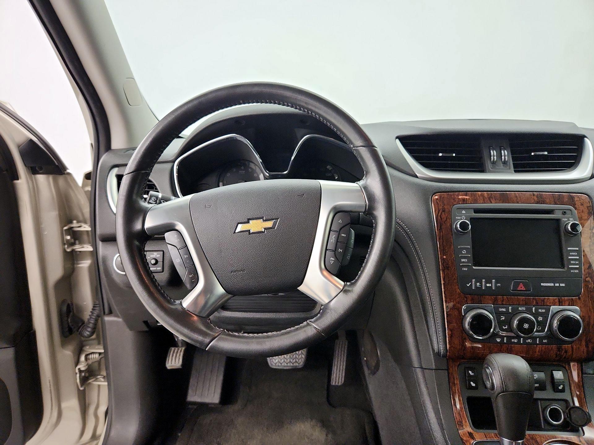 Thumbnail: 2014 Chevrolet Traverse - 10