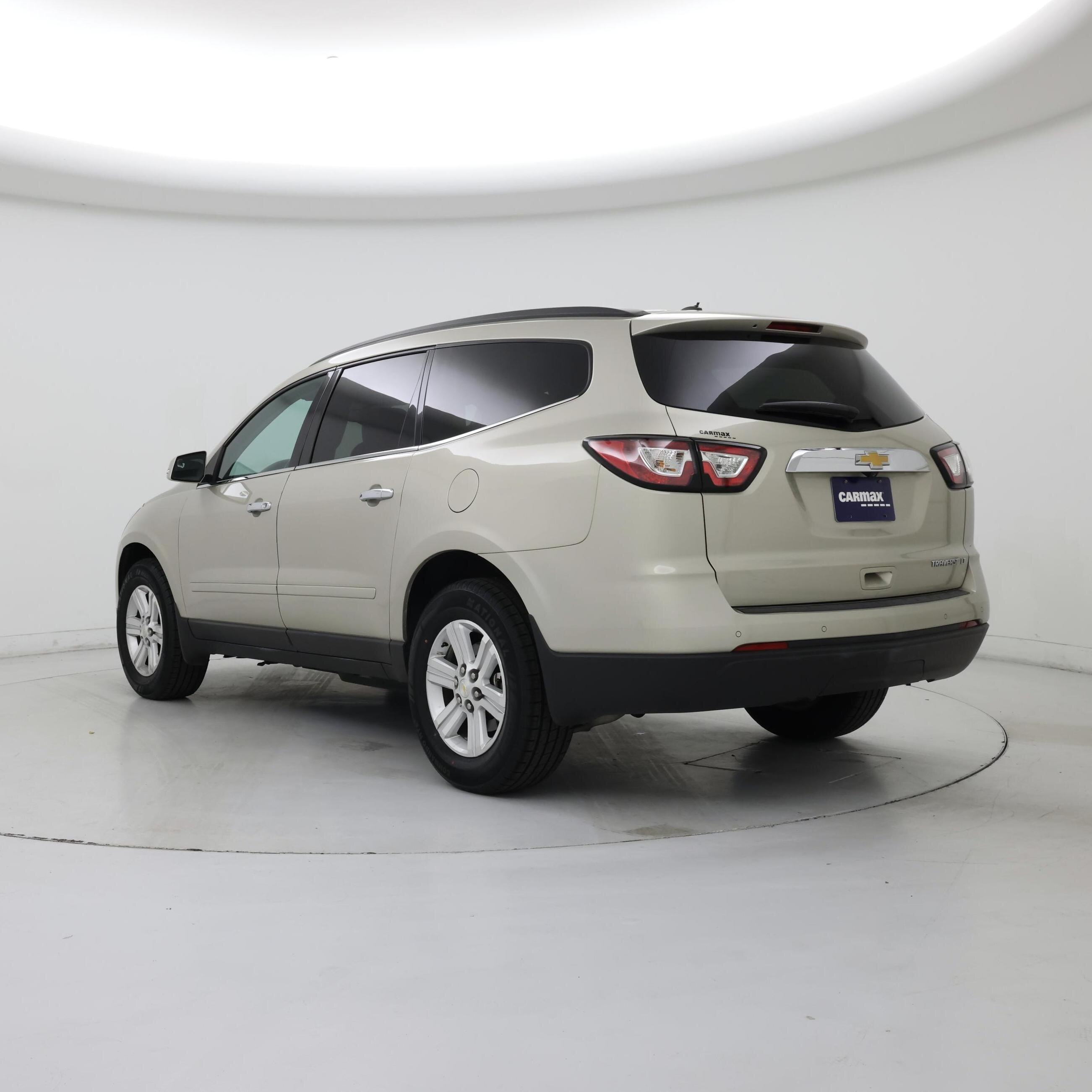 Thumbnail: 2014 Chevrolet Traverse - 2