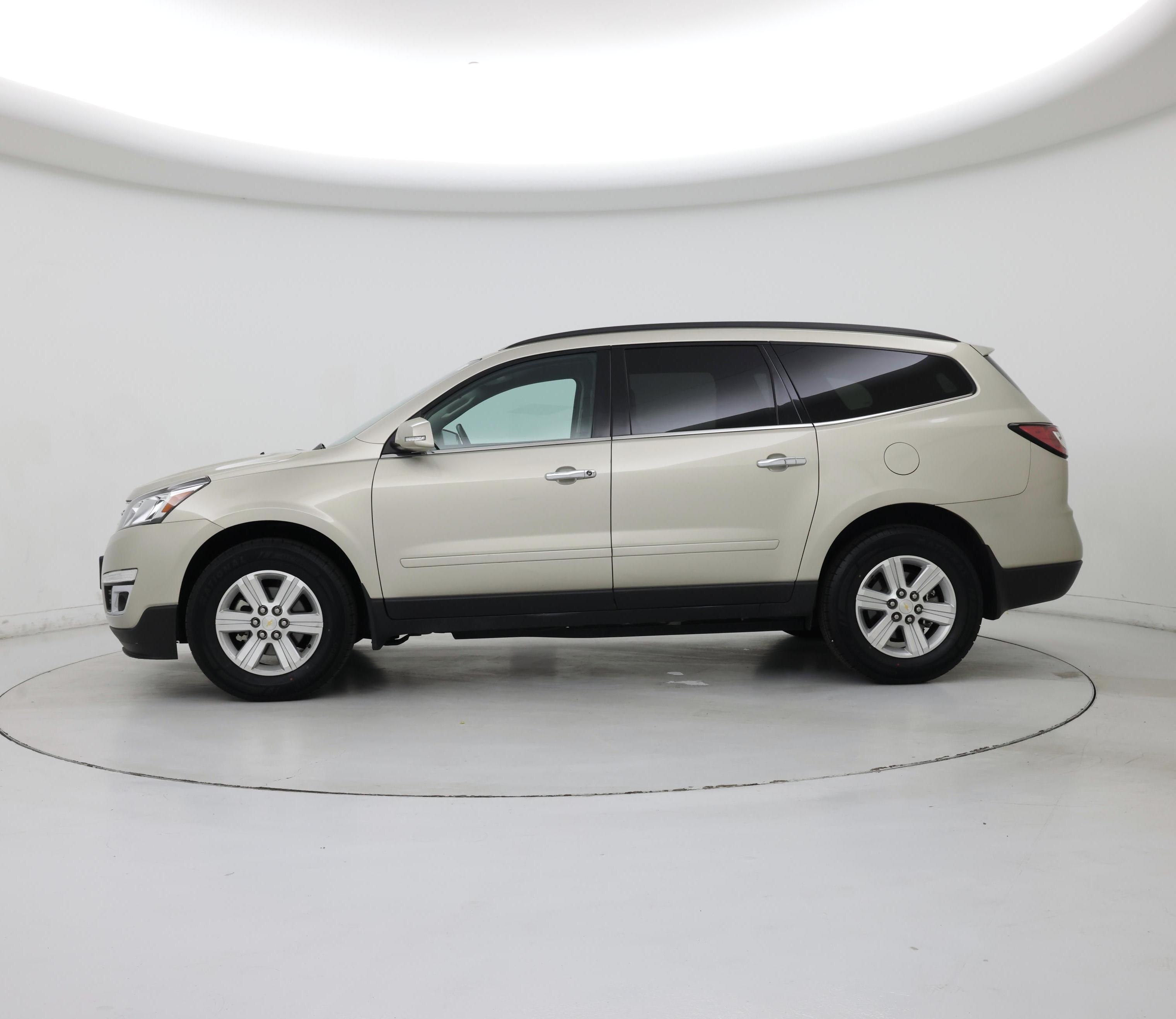 Thumbnail: 2014 Chevrolet Traverse - 3