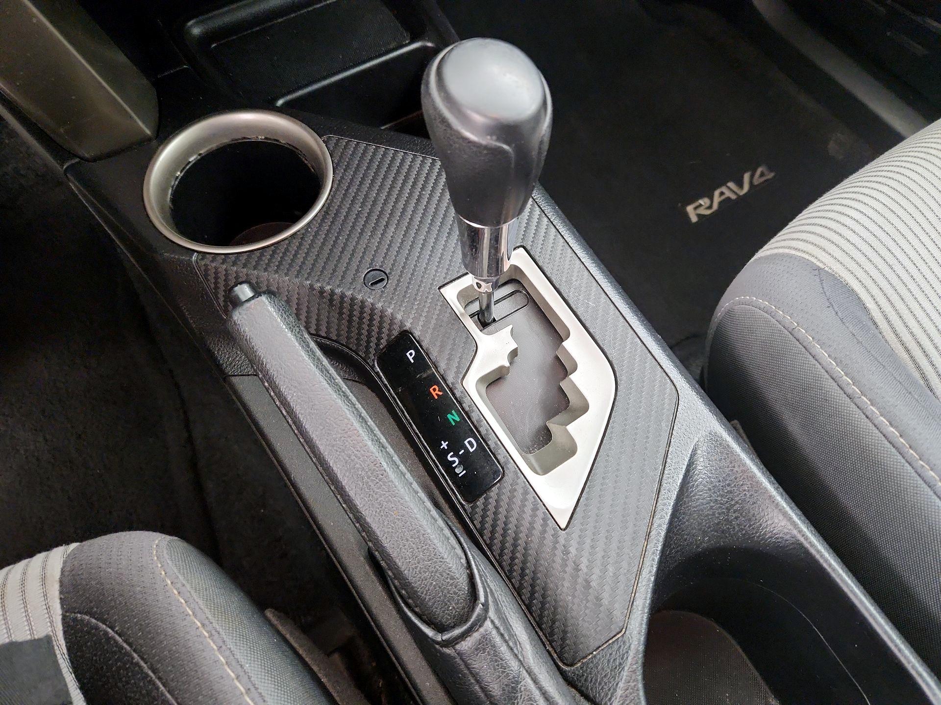 Thumbnail: 2014 Toyota RAV4 - 17