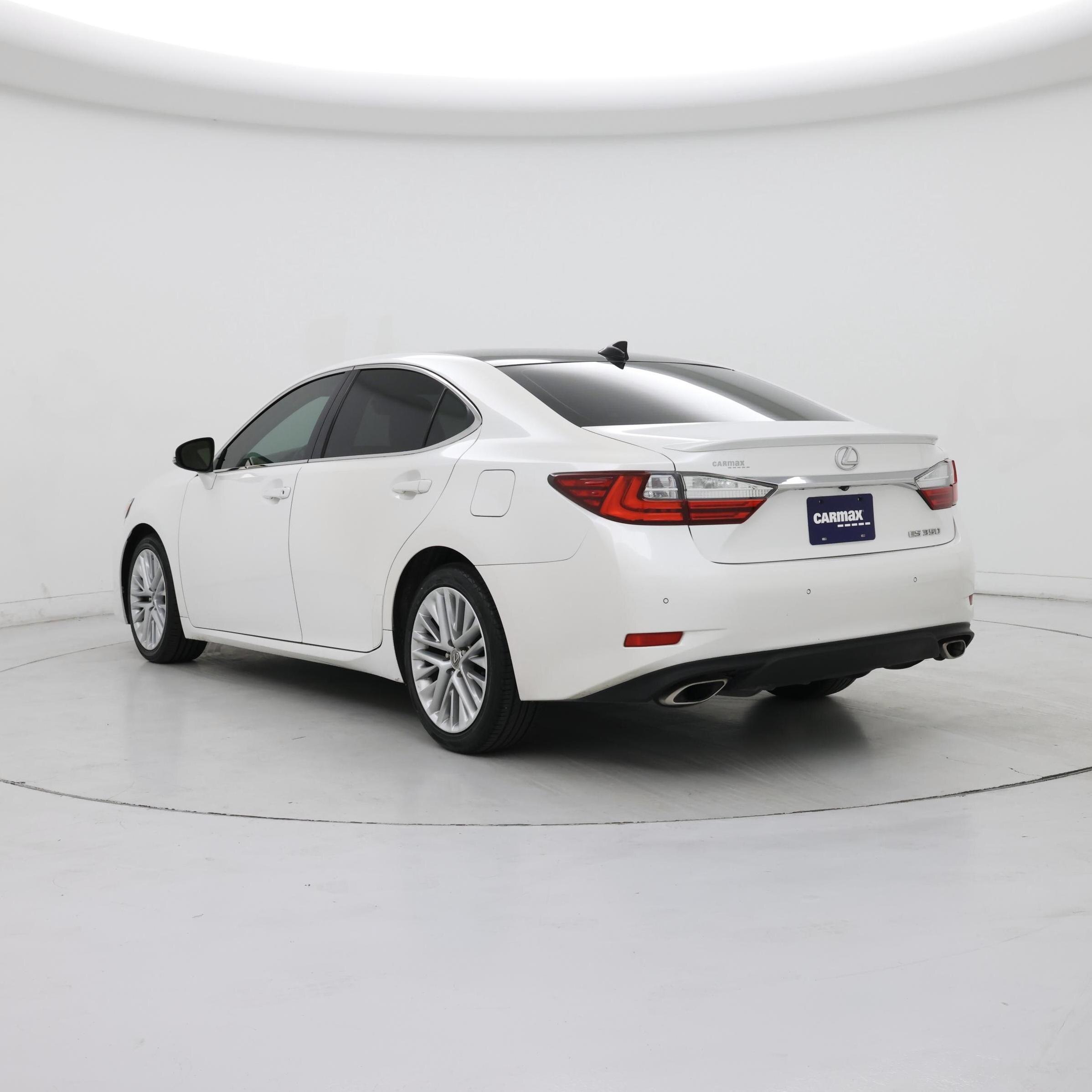 Thumbnail: 2016 Lexus ES - 2
