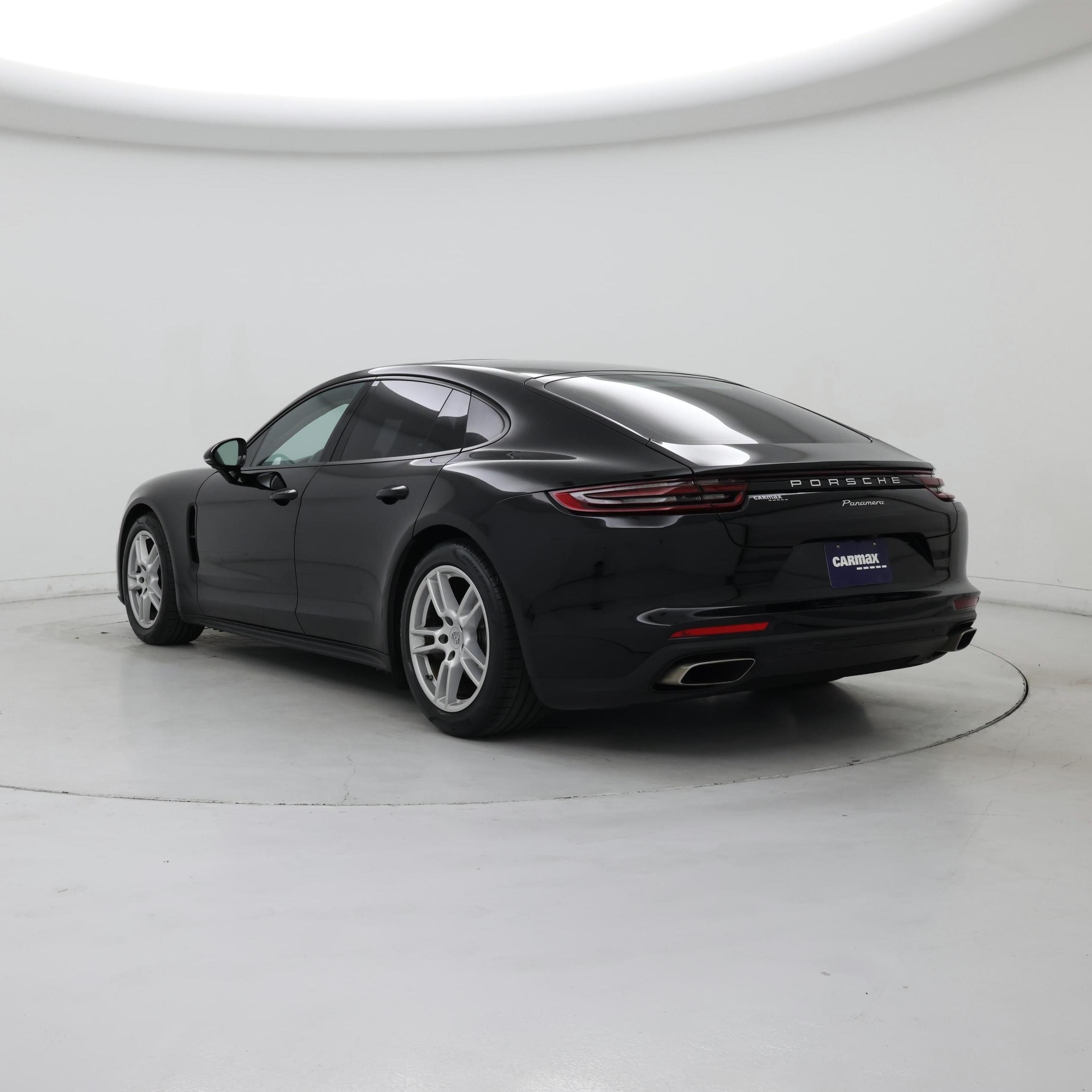 Thumbnail: 2017 Porsche Panamera - 2