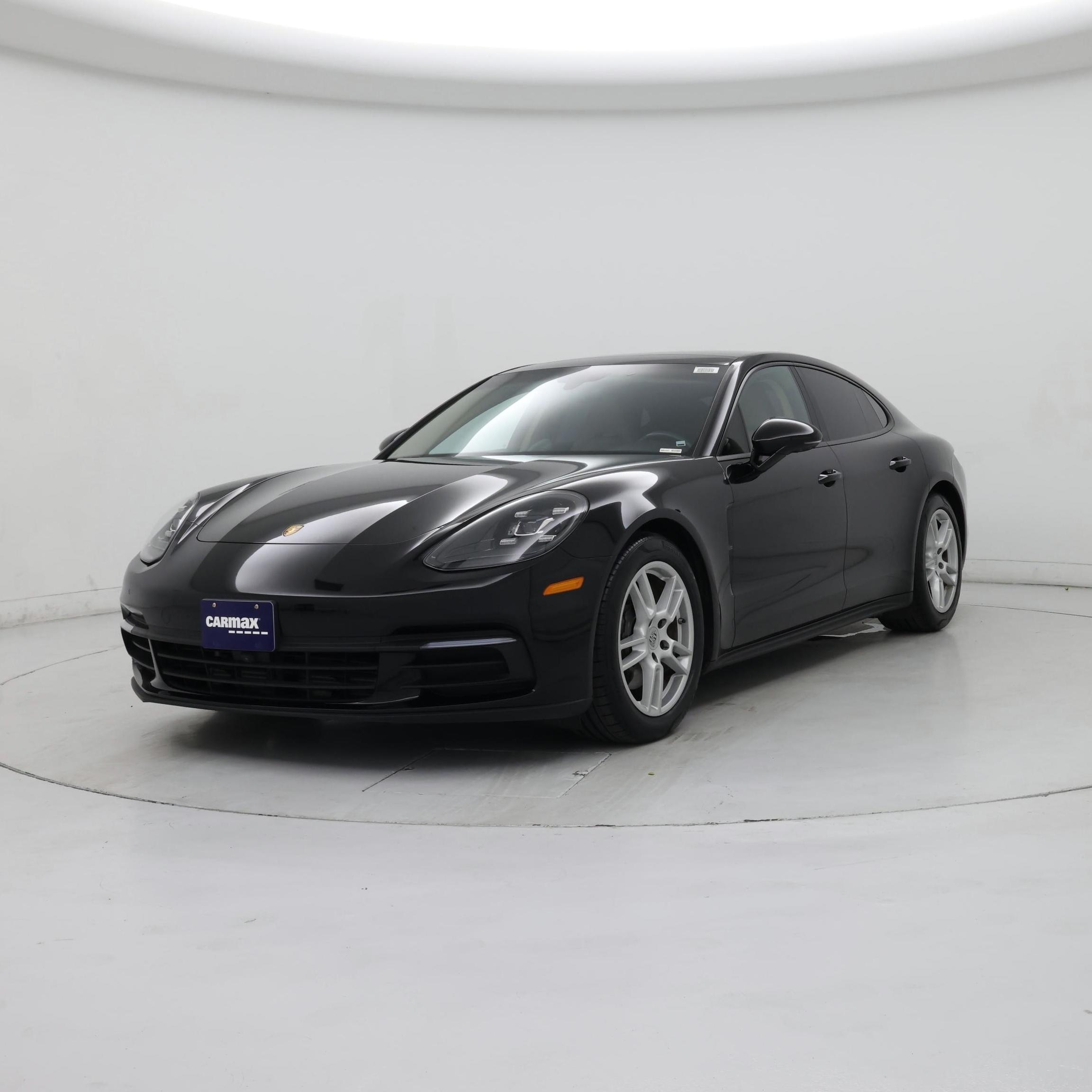 Thumbnail: 2017 Porsche Panamera - 4