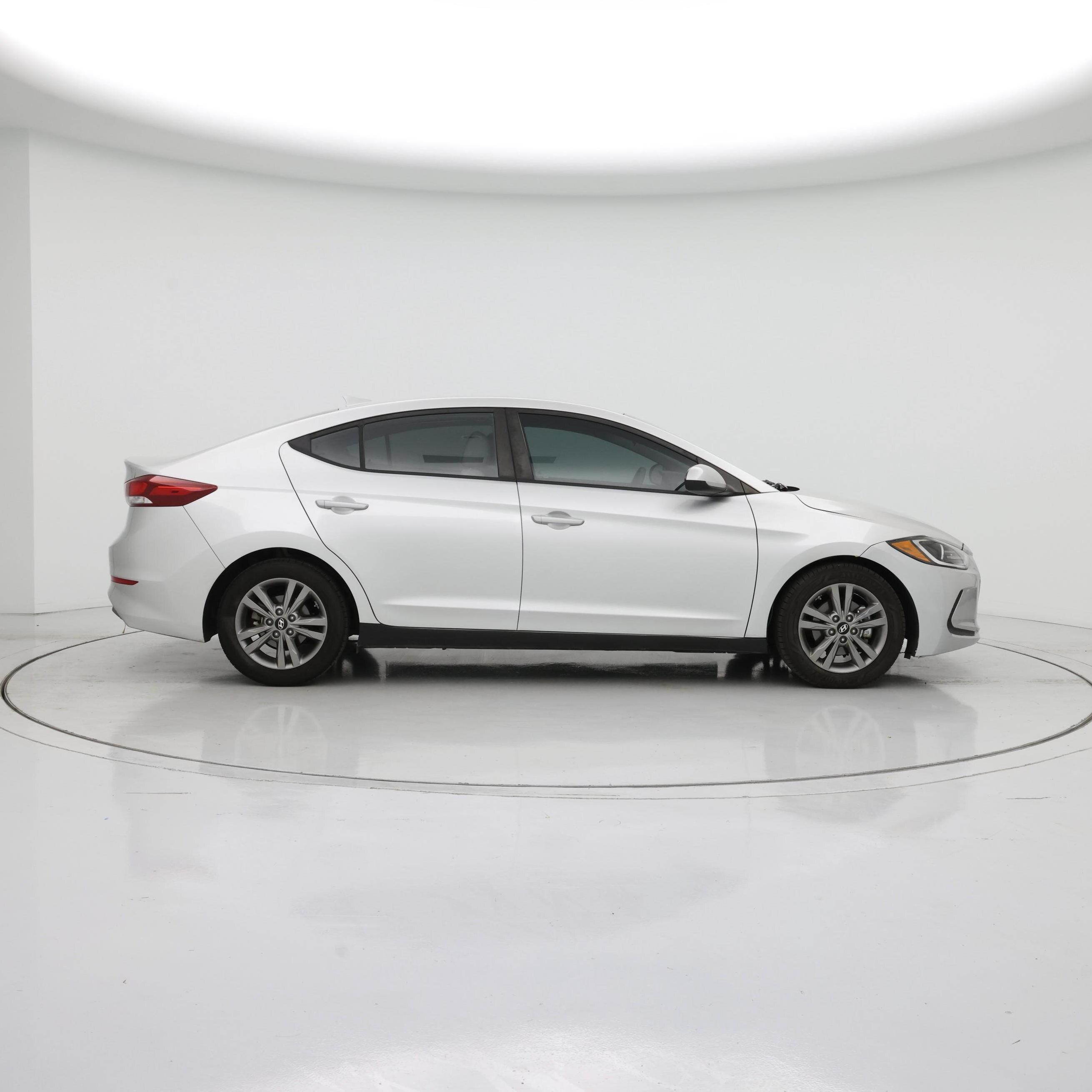 Thumbnail: 2018 Hyundai Elantra - 7