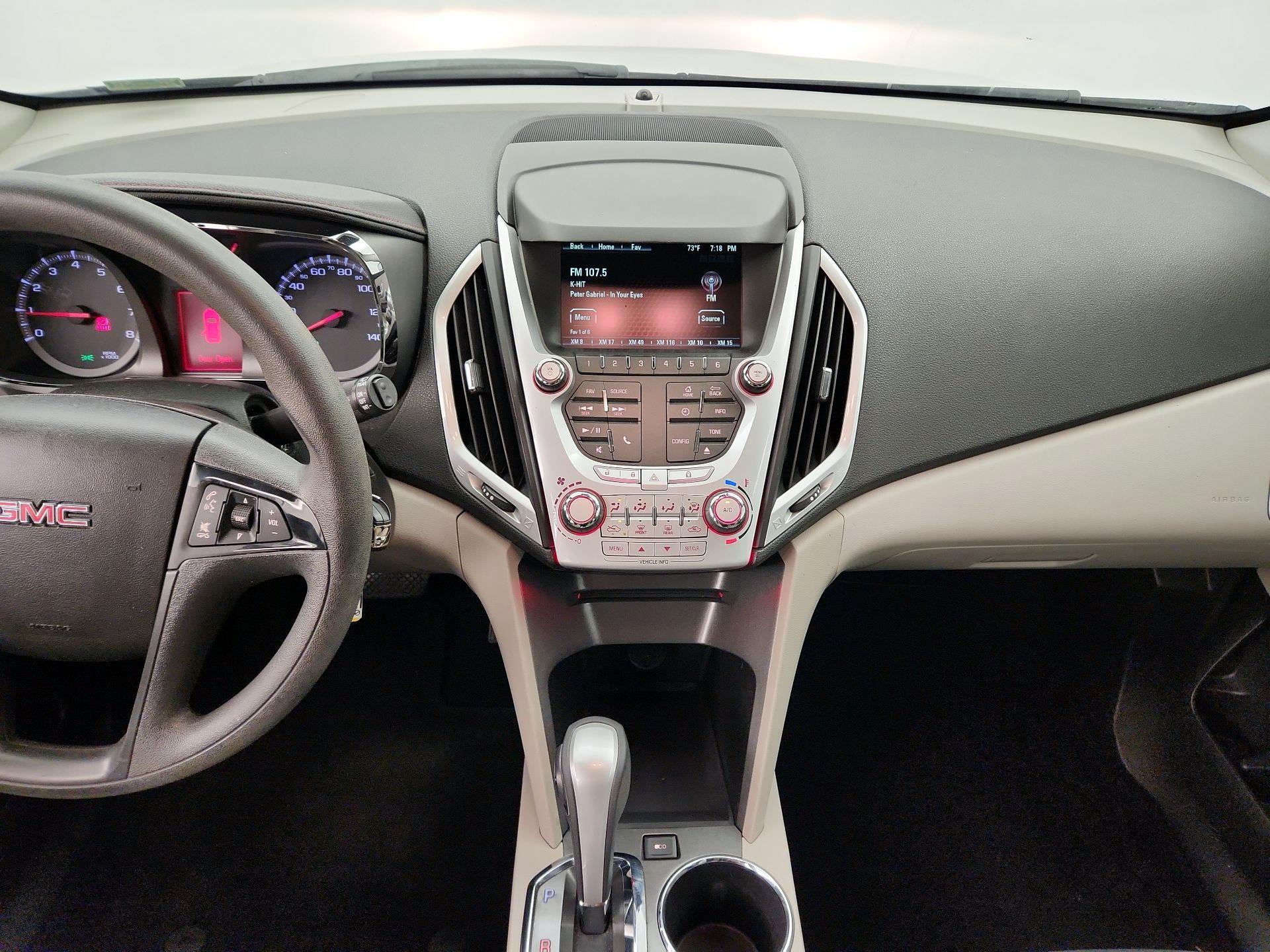 Thumbnail: 2015 GMC Terrain - 9