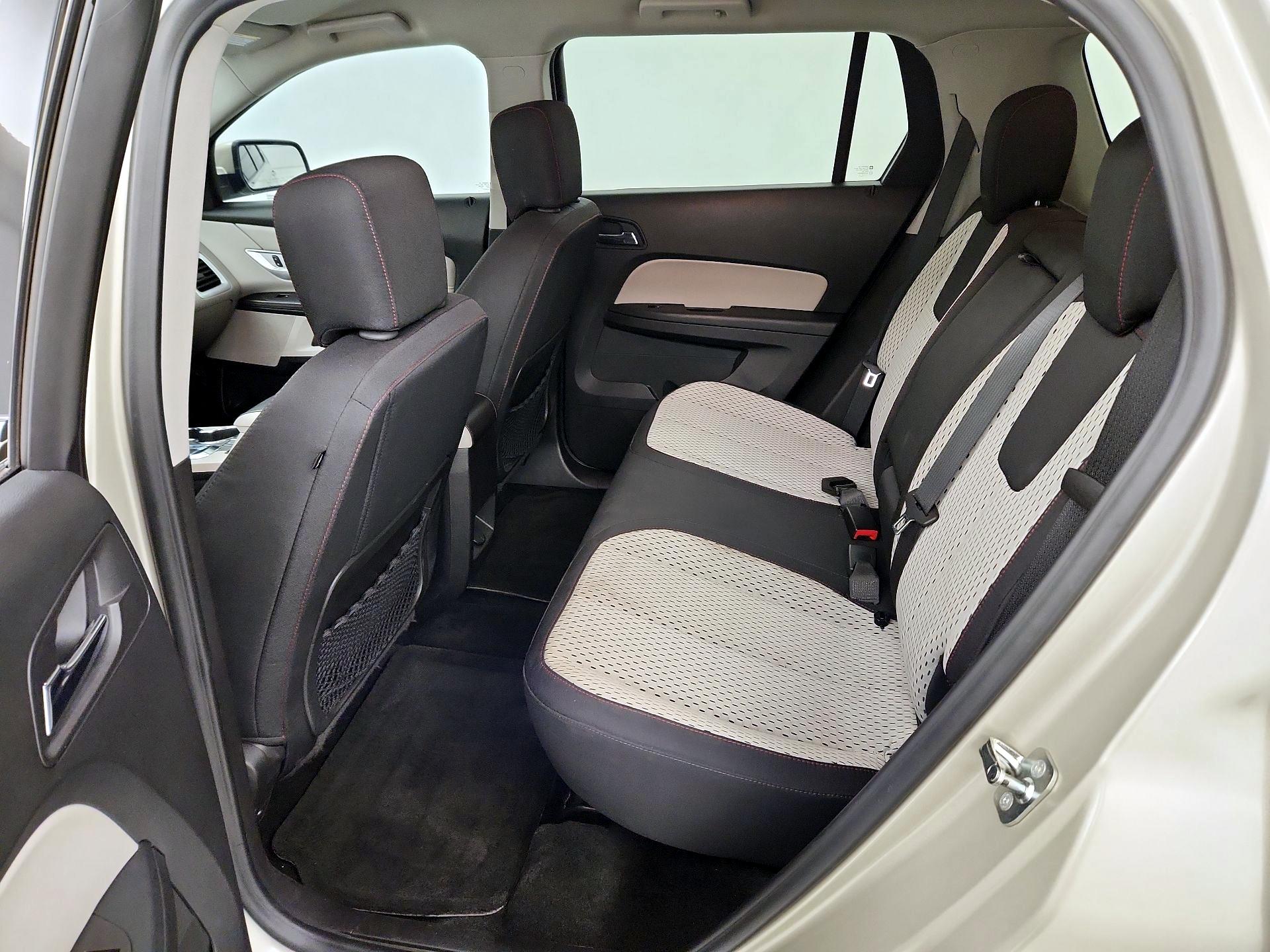 Thumbnail: 2015 GMC Terrain - 19