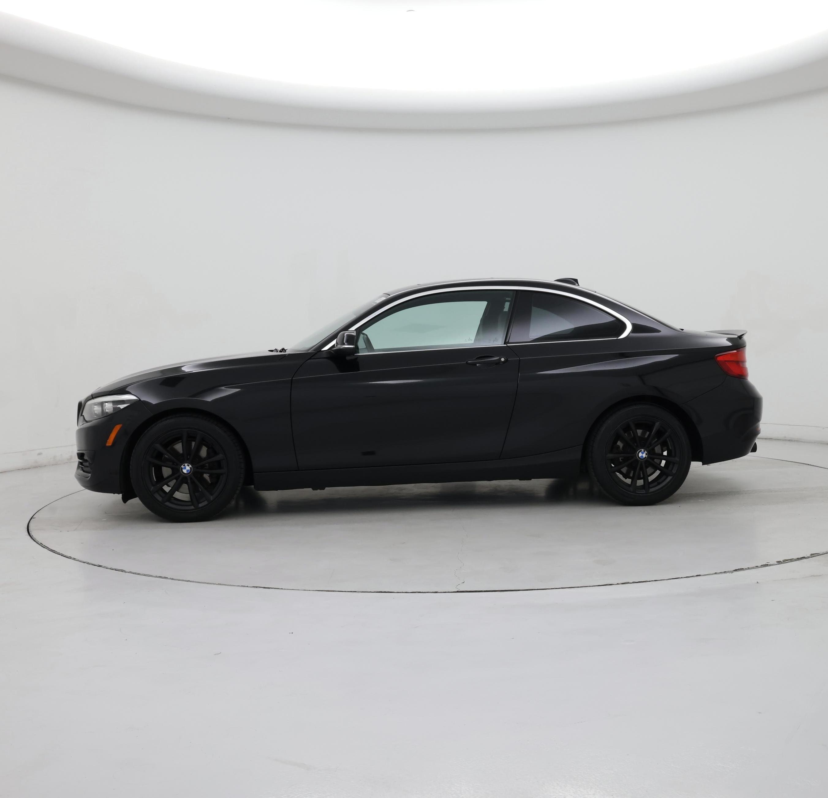 Thumbnail: 2018 BMW 2 Series - 3