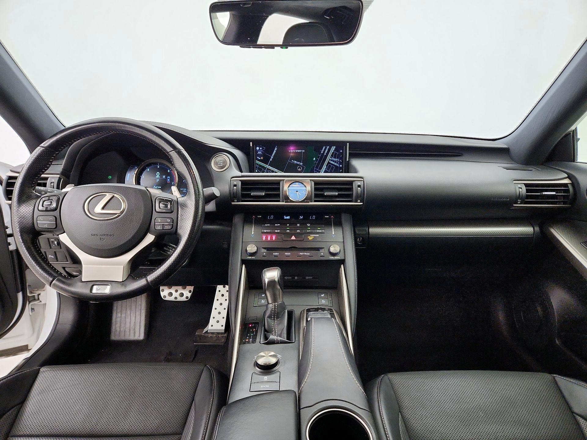 Thumbnail: 2018 Lexus IS - 9