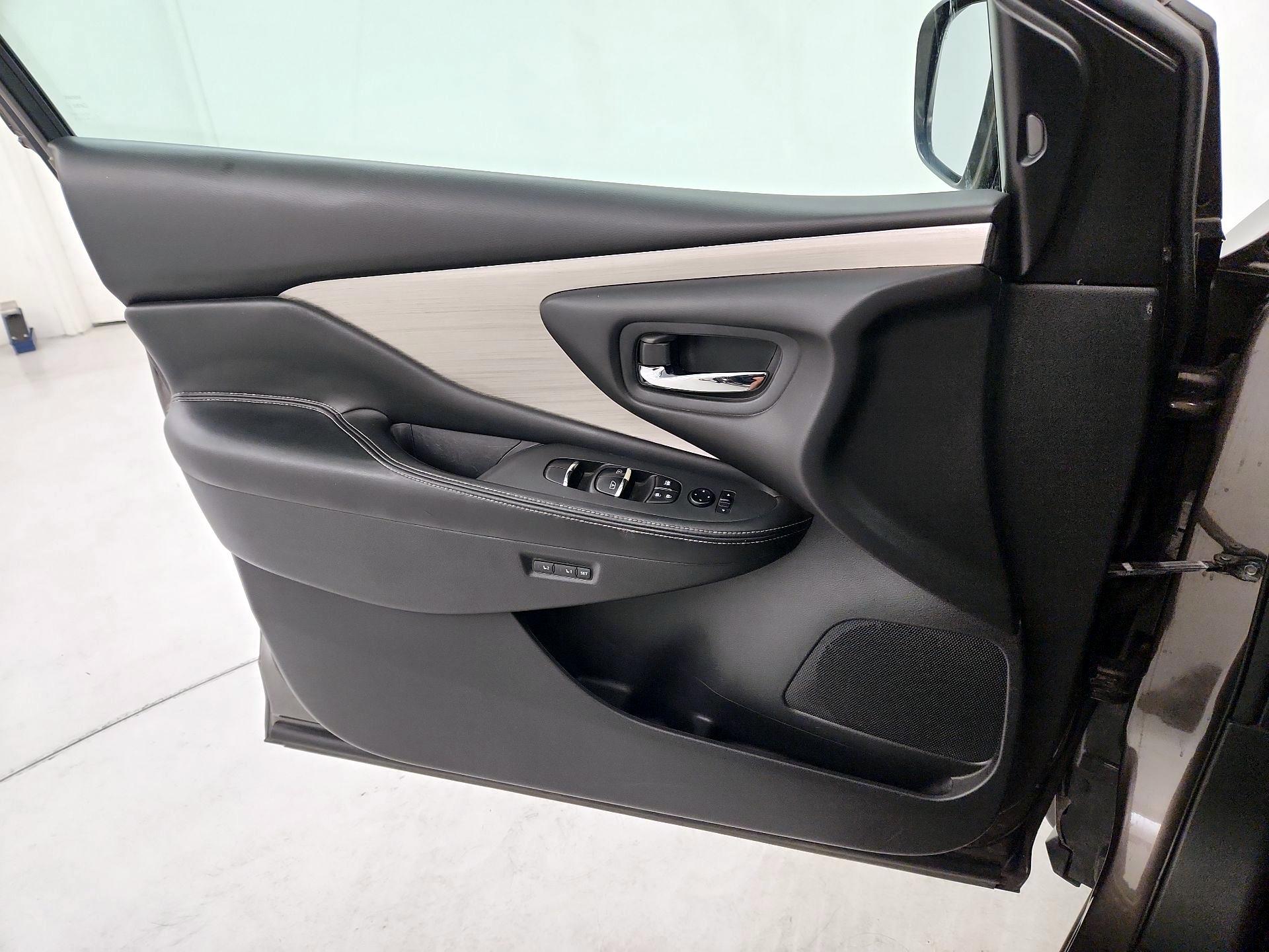 Thumbnail: 2016 Nissan Murano - 12