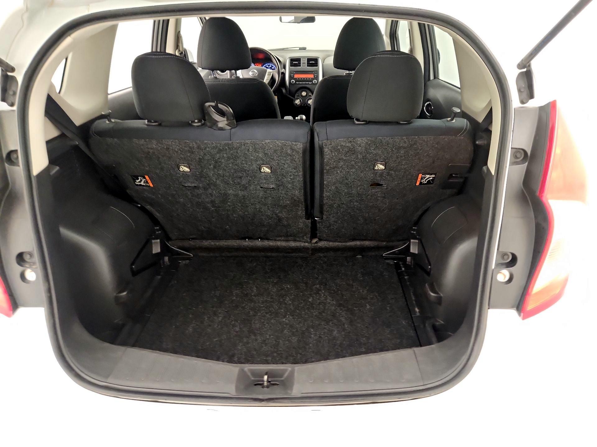 Thumbnail: 2014 Nissan Versa Note - 19