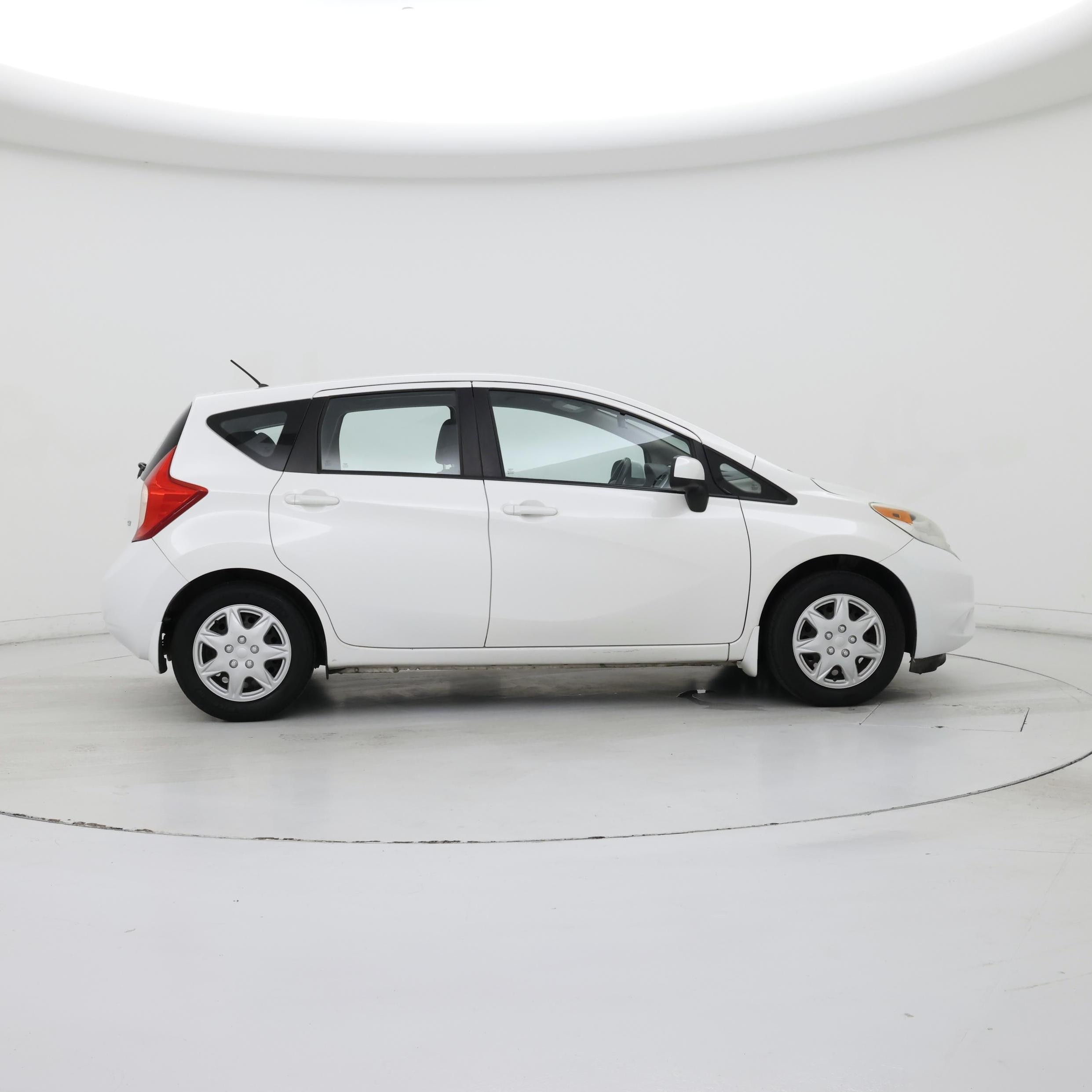 Thumbnail: 2014 Nissan Versa Note - 7