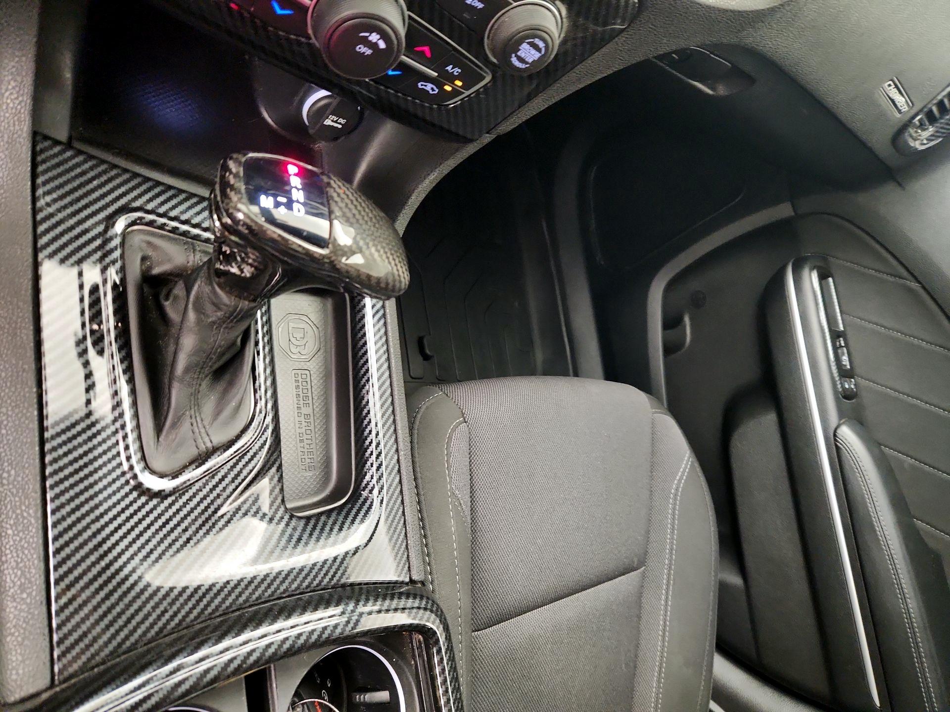 Thumbnail: 2019 Dodge Charger - 17