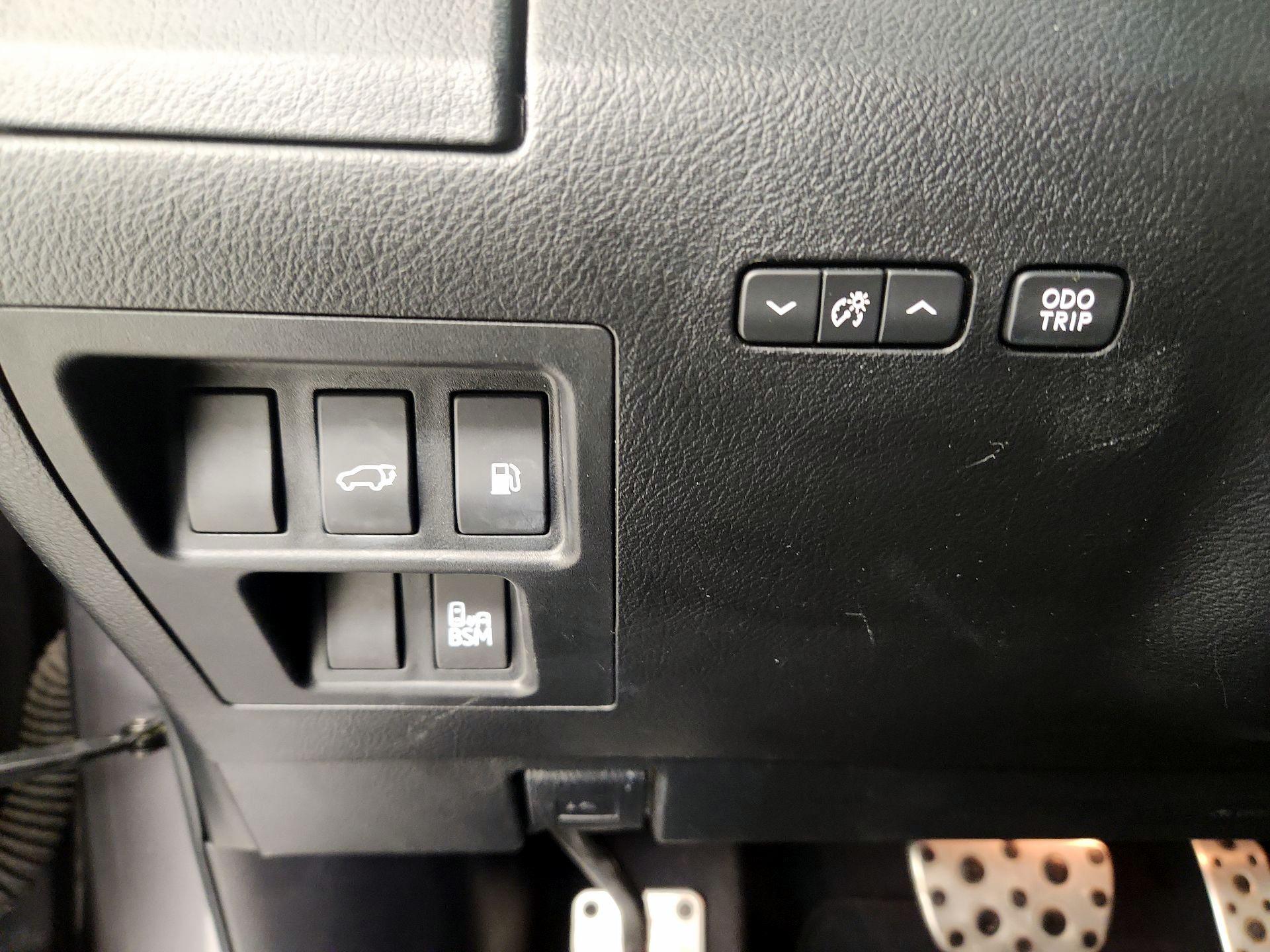 Thumbnail: 2013 Lexus RX - 13