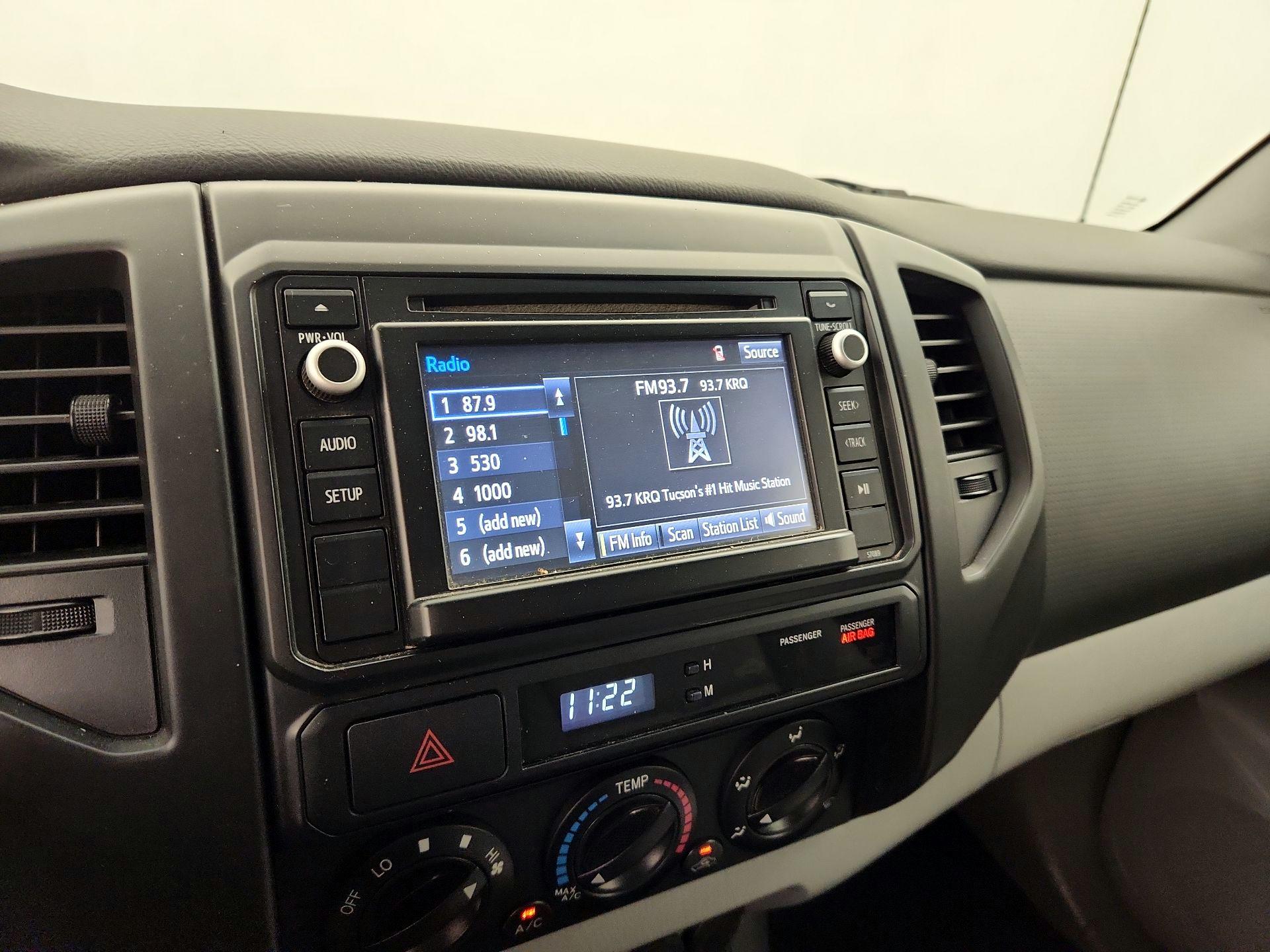 Thumbnail: 2014 Toyota Tacoma - 13