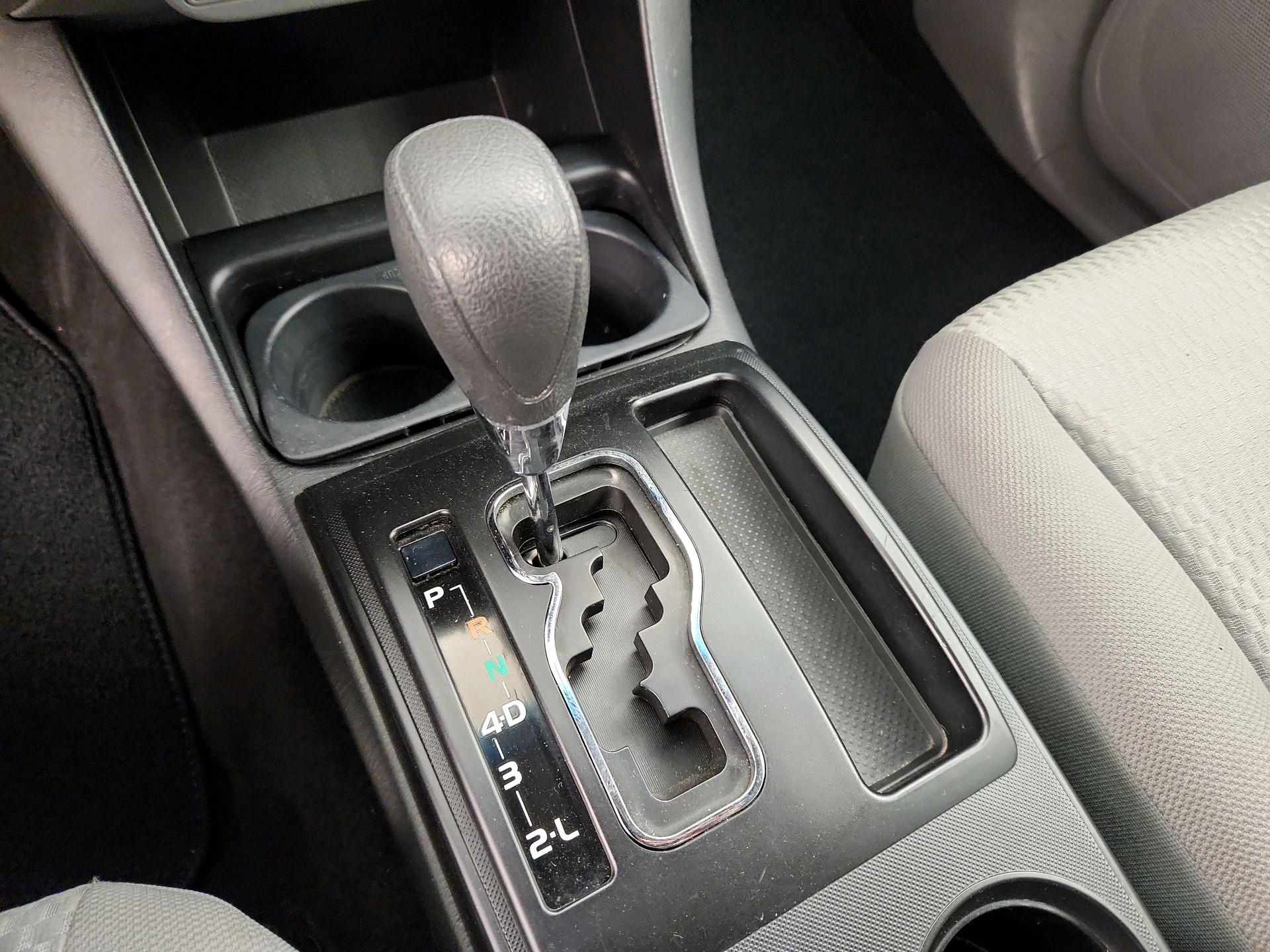 Thumbnail: 2014 Toyota Tacoma - 15