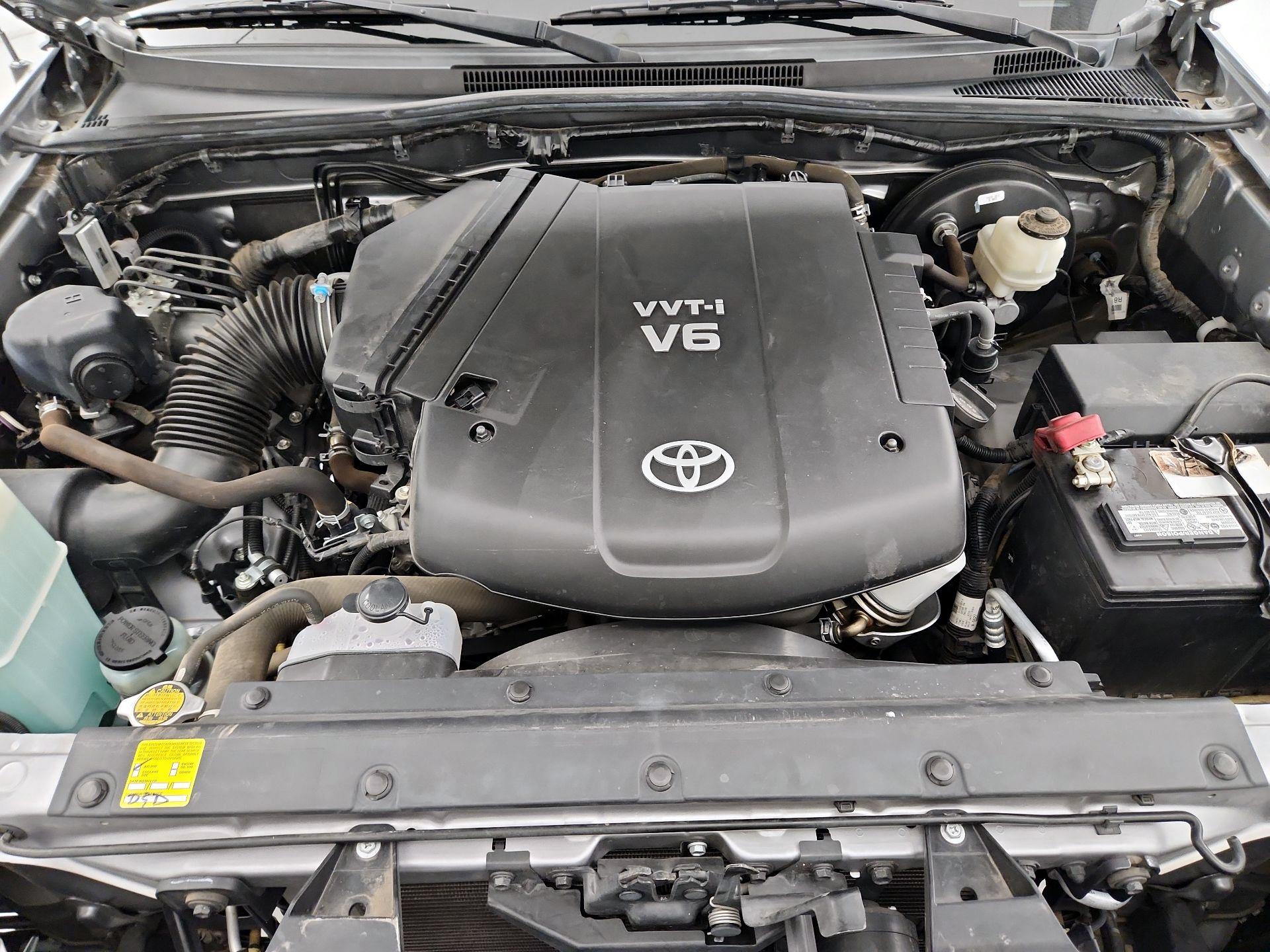 Thumbnail: 2014 Toyota Tacoma - 20