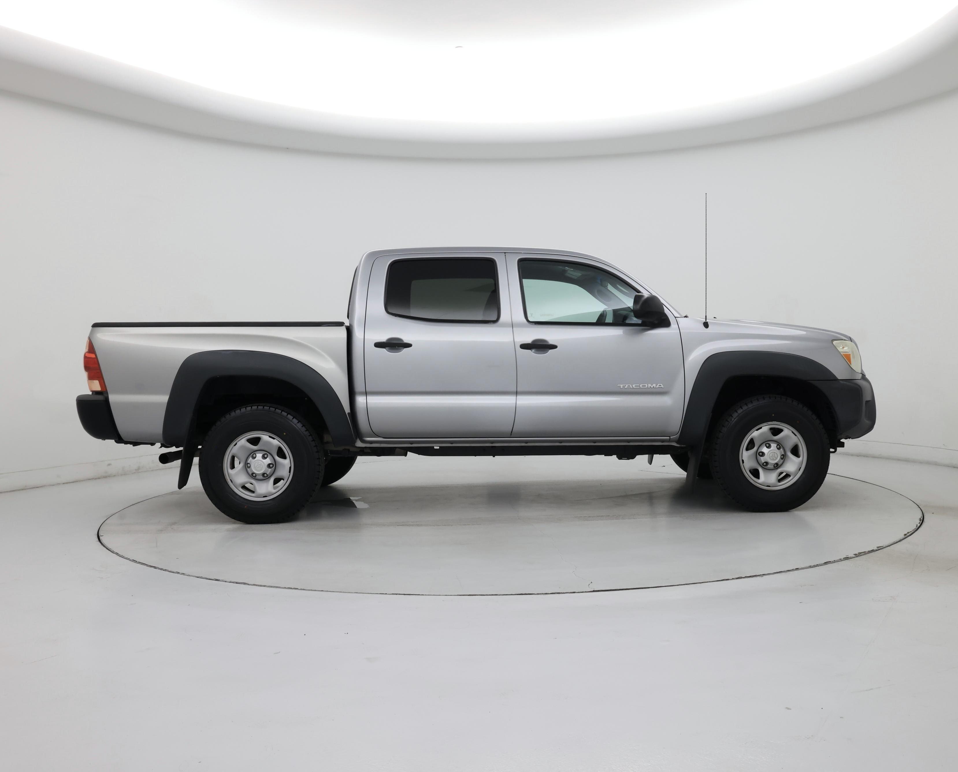Thumbnail: 2014 Toyota Tacoma - 7