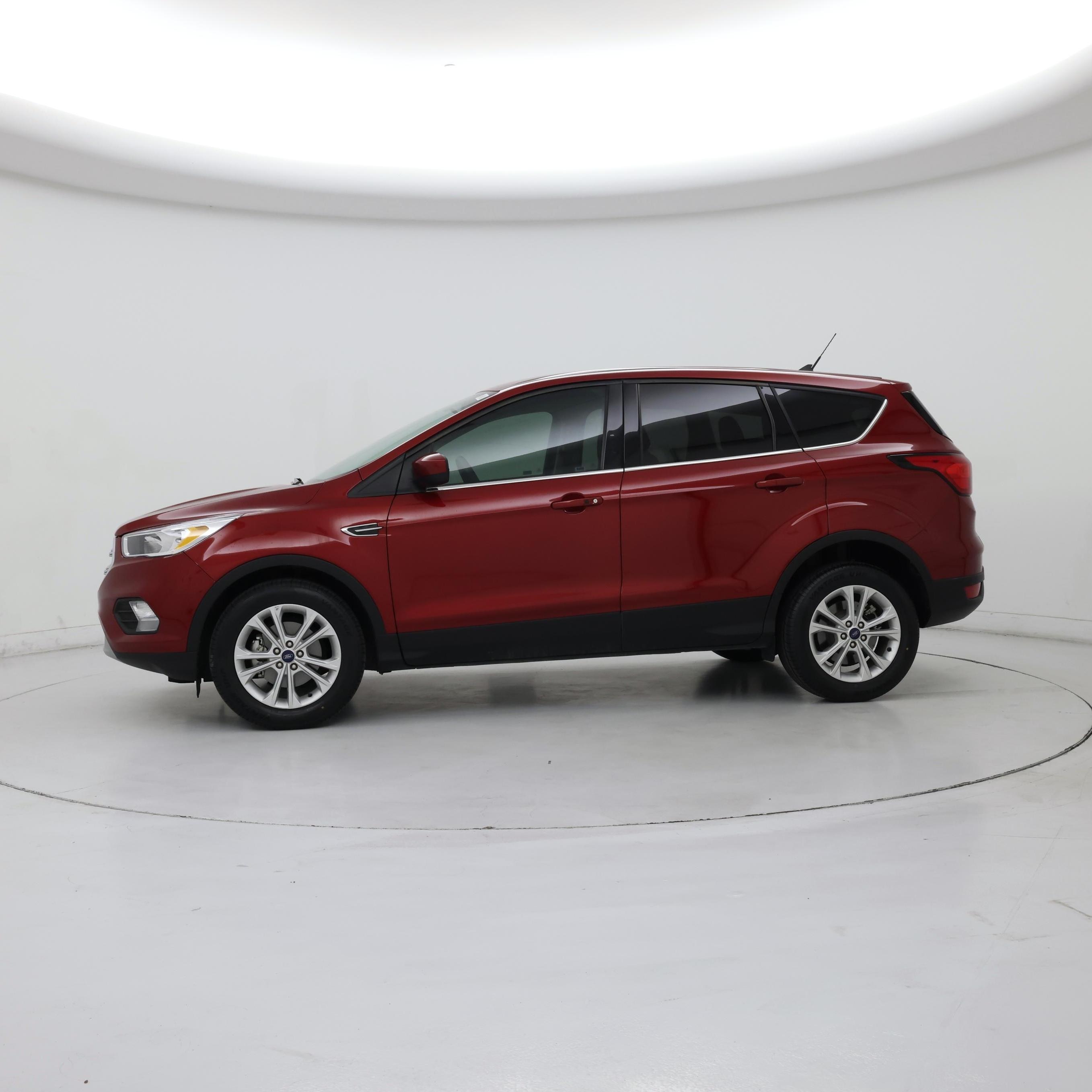 Thumbnail: 2019 Ford Escape - 3