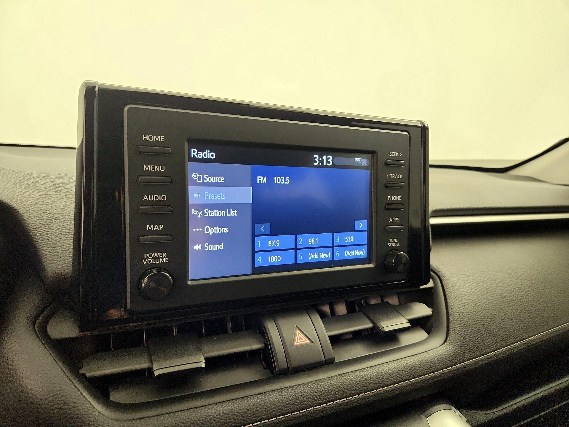 Thumbnail: 2019 Toyota RAV4 - 15