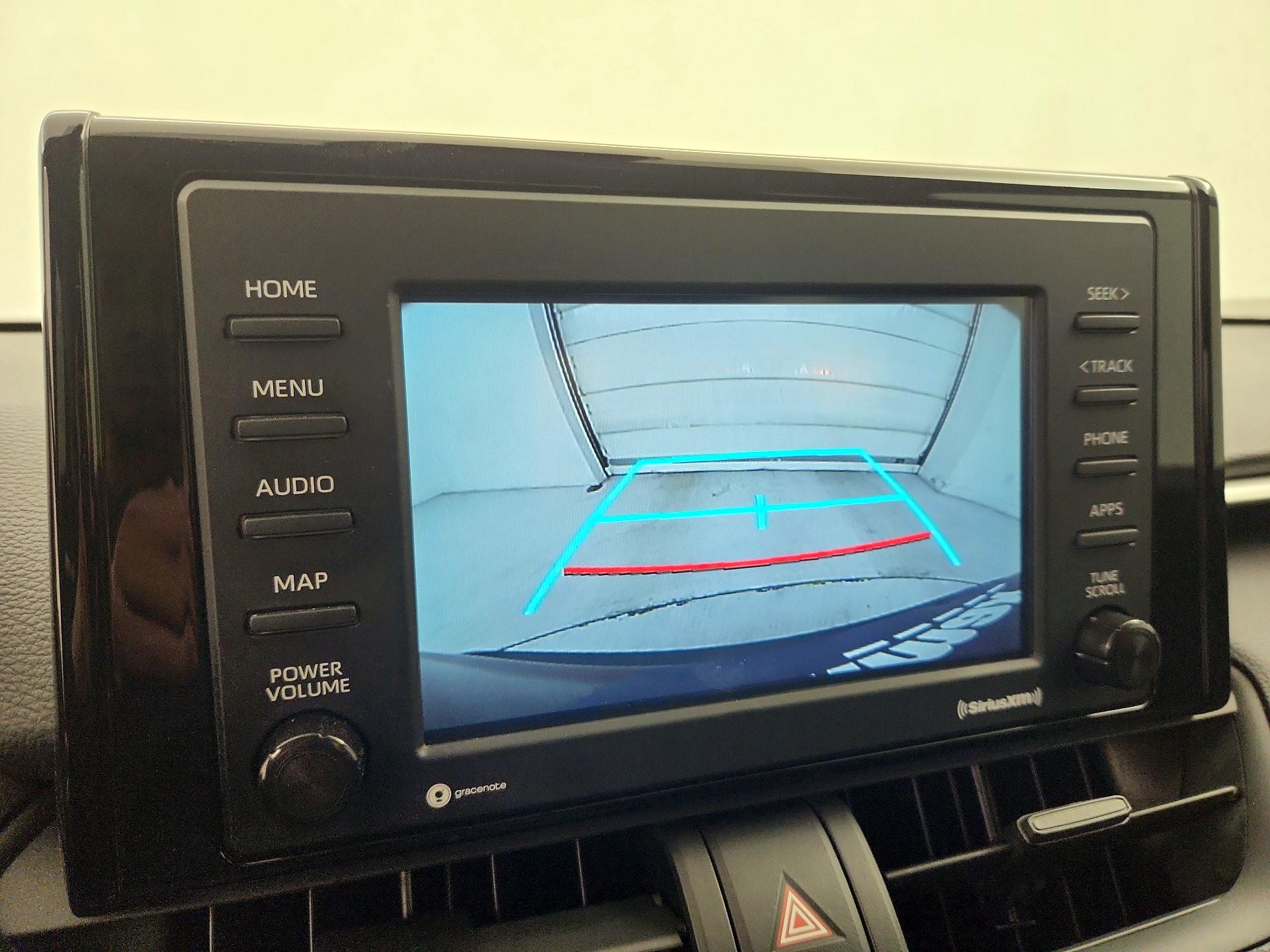 Thumbnail: 2020 Toyota RAV4 - 14