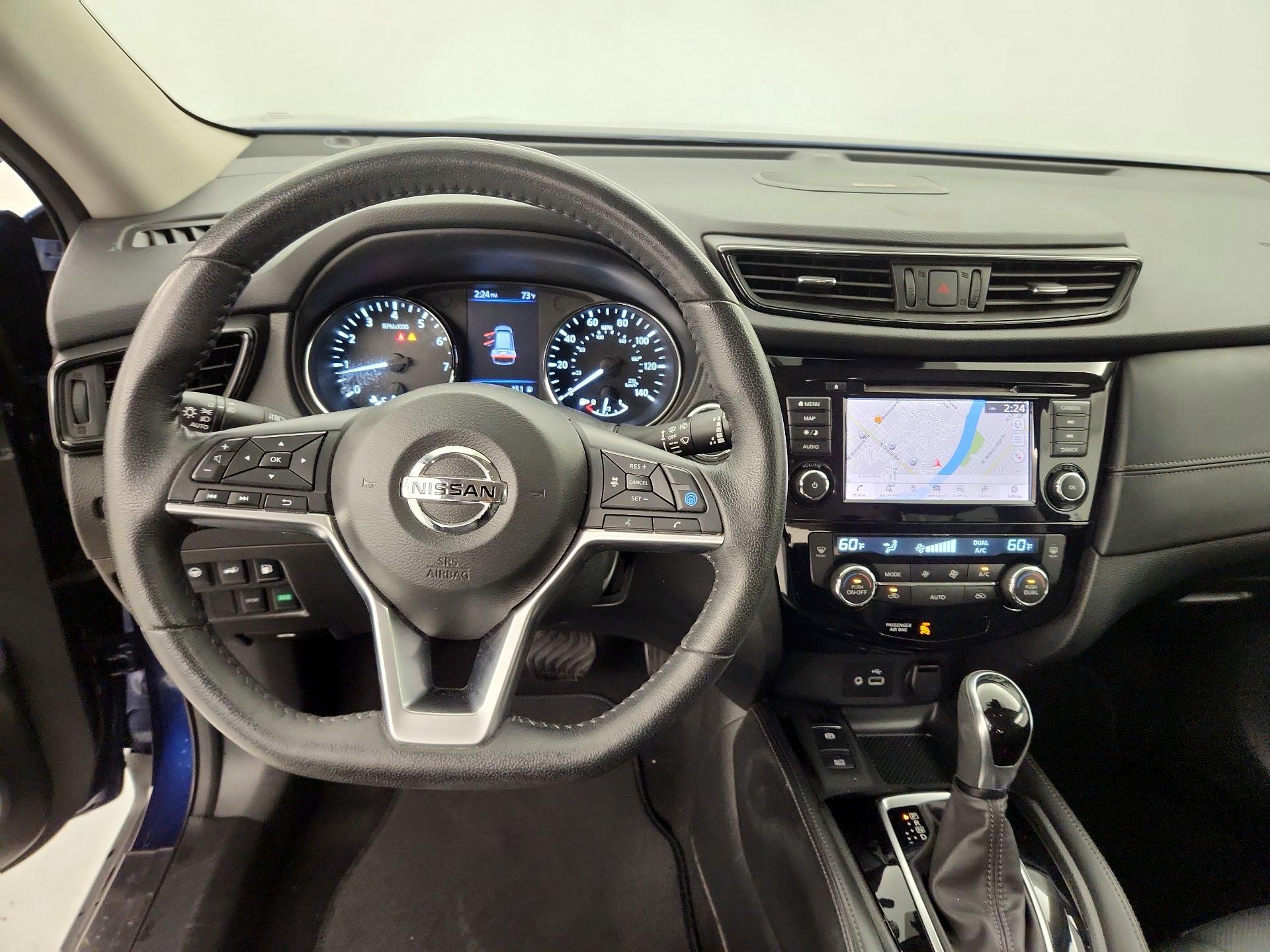 Thumbnail: 2019 Nissan Rogue - 10