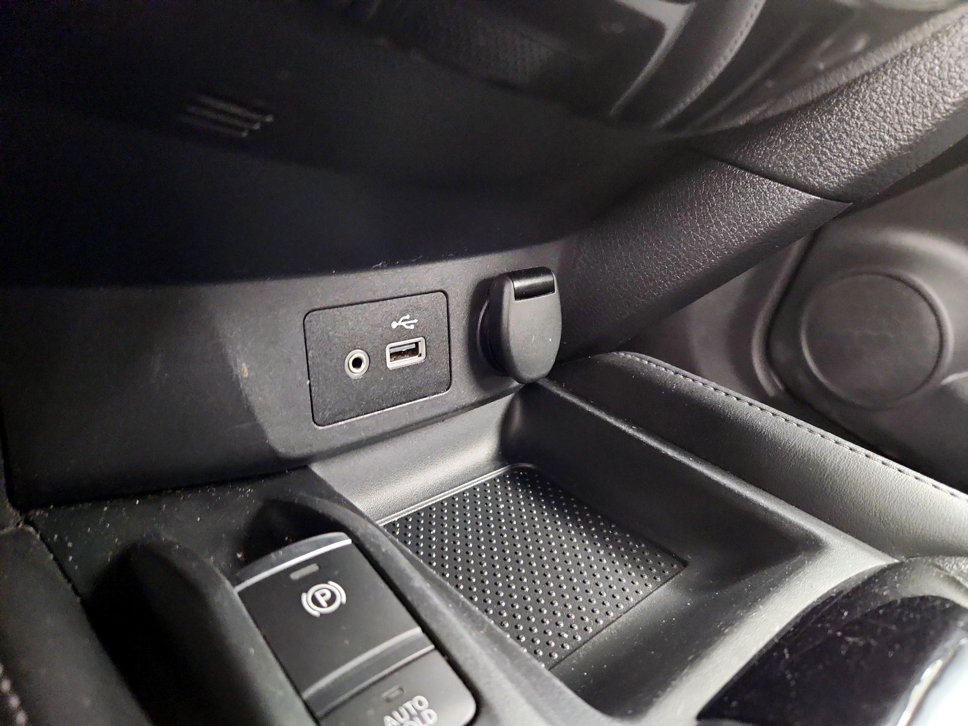 Thumbnail: 2019 Nissan Rogue - 19