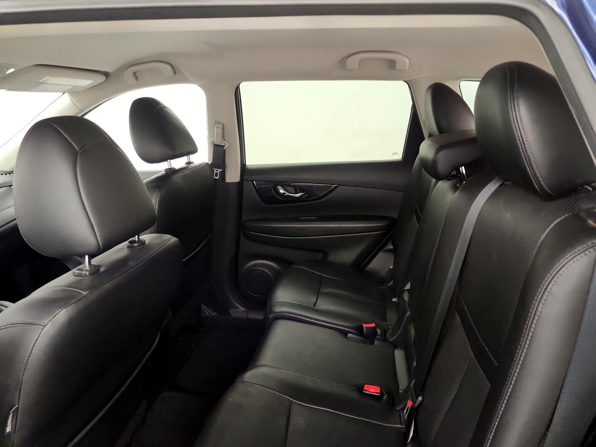 Thumbnail: 2019 Nissan Rogue - 20