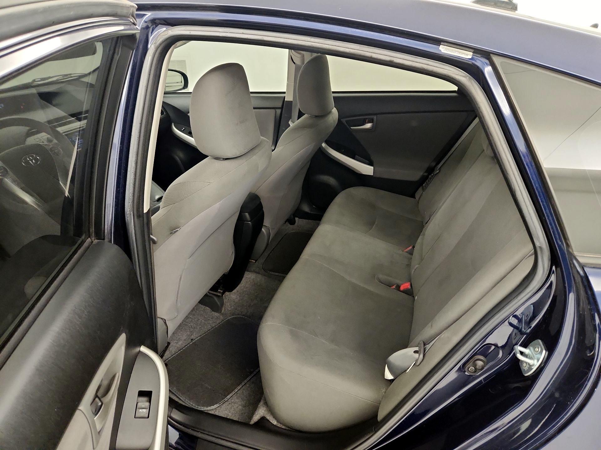 Thumbnail: 2013 Toyota Prius - 19