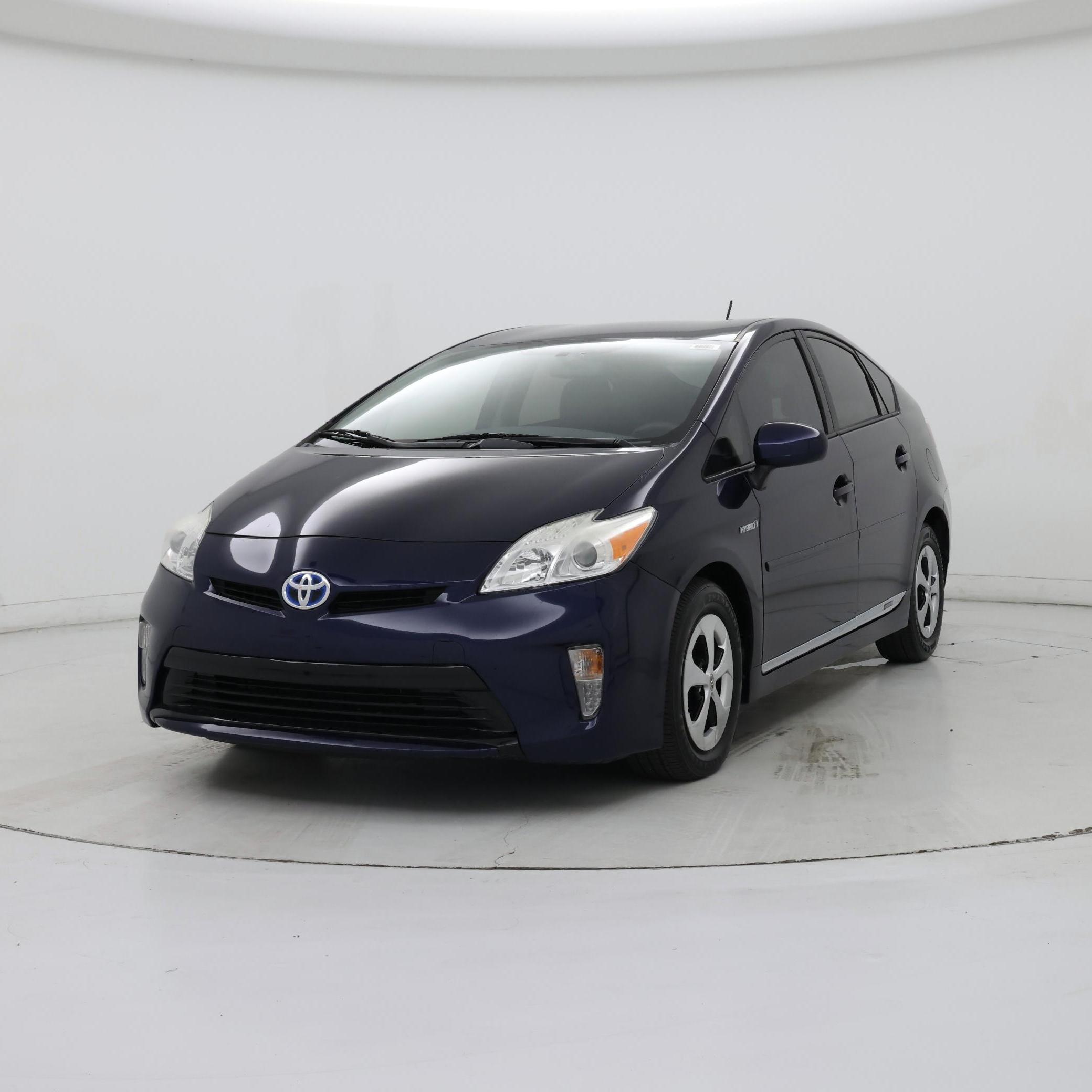 Thumbnail: 2013 Toyota Prius - 4