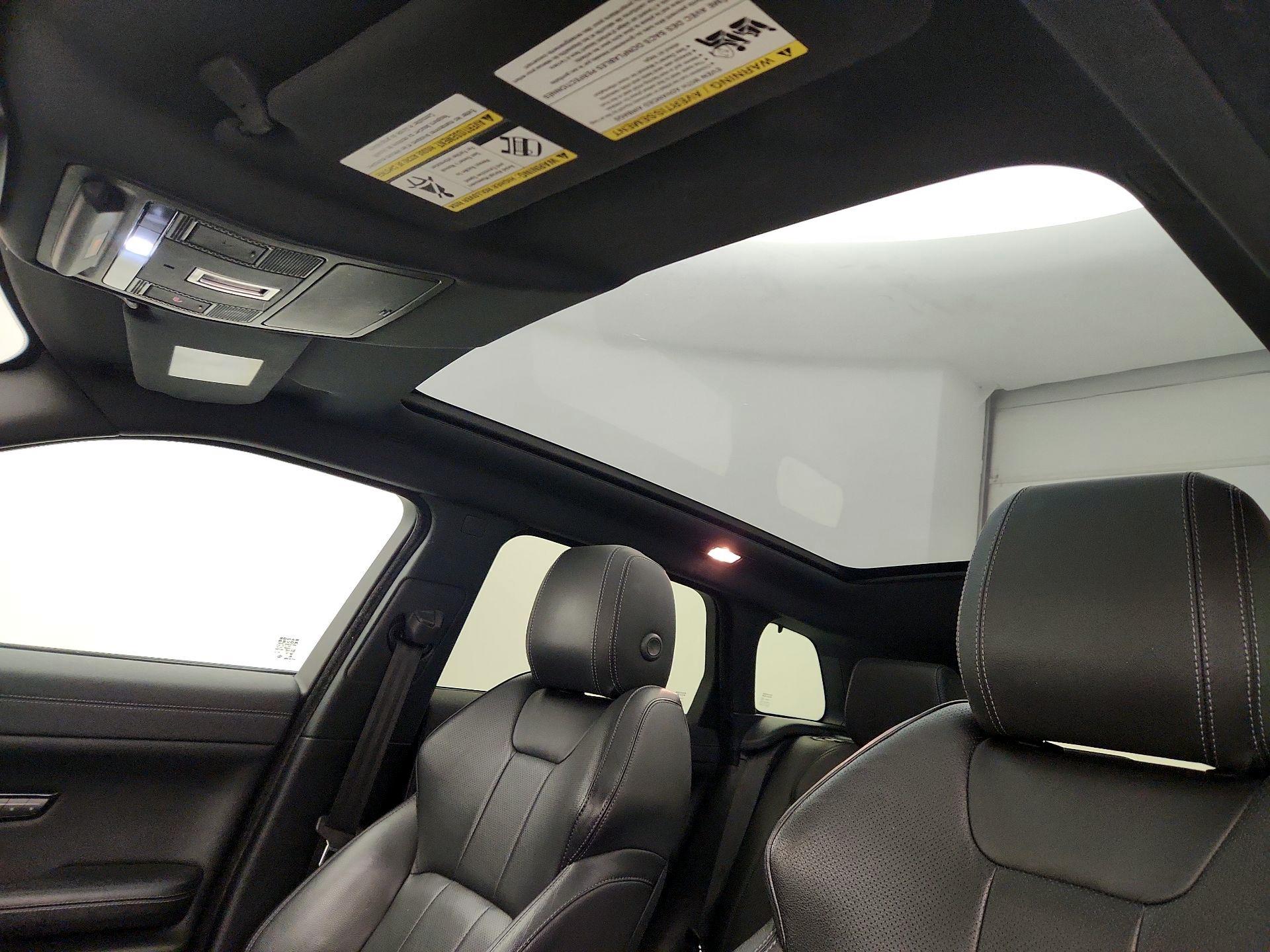 Thumbnail: 2016 Land Rover Range Rover Evoque - 19