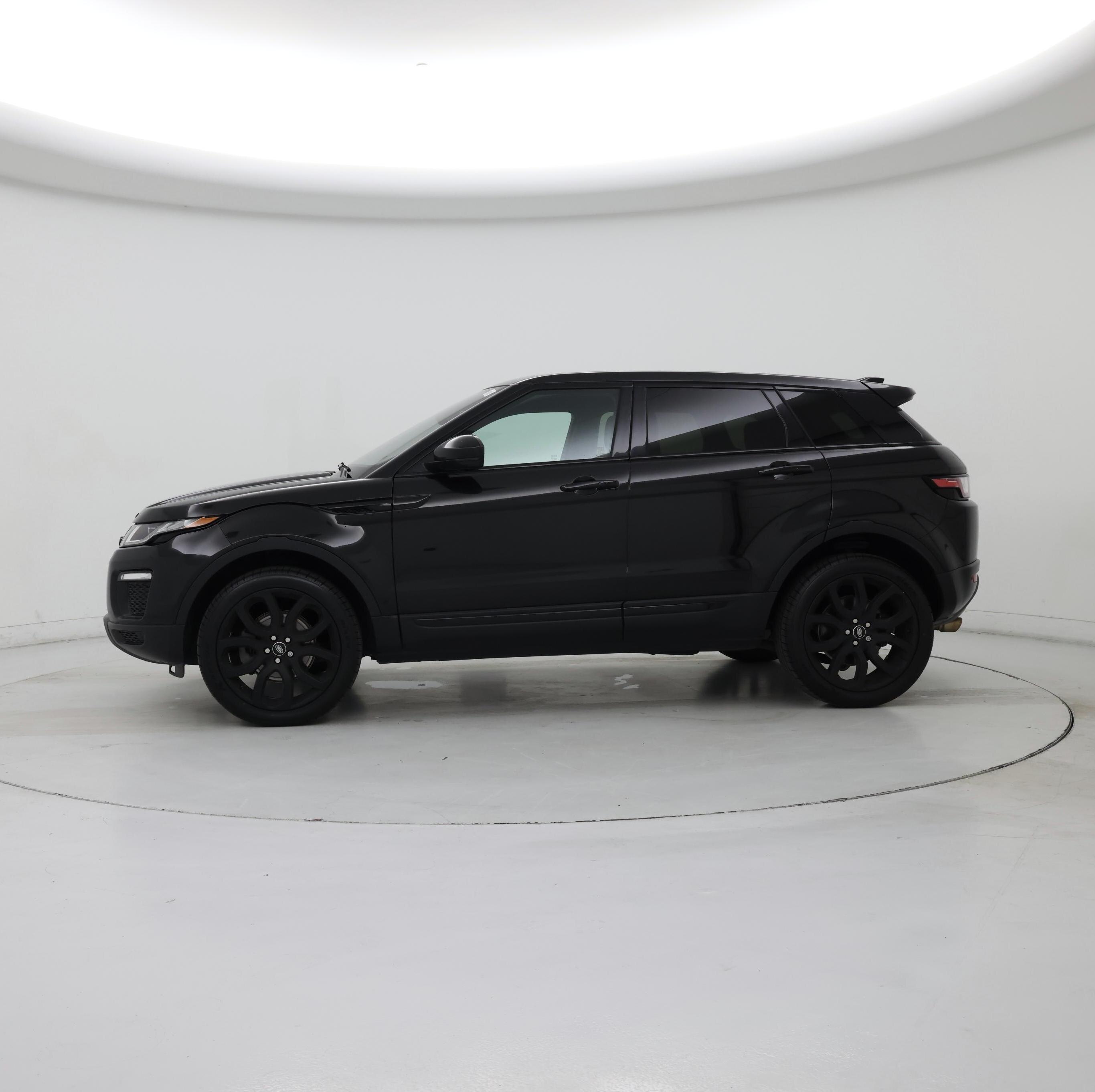 Thumbnail: 2016 Land Rover Range Rover Evoque - 3